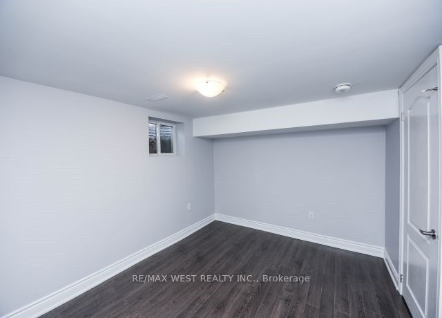 12 Duke Road Bsmt Property Photo 6