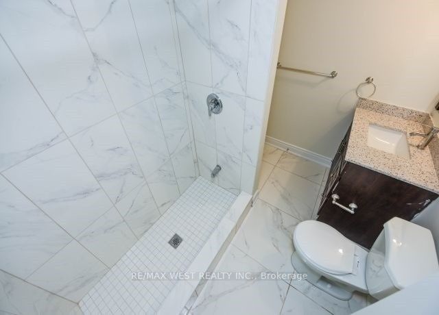 12 Duke Road Bsmt Property Photo 8