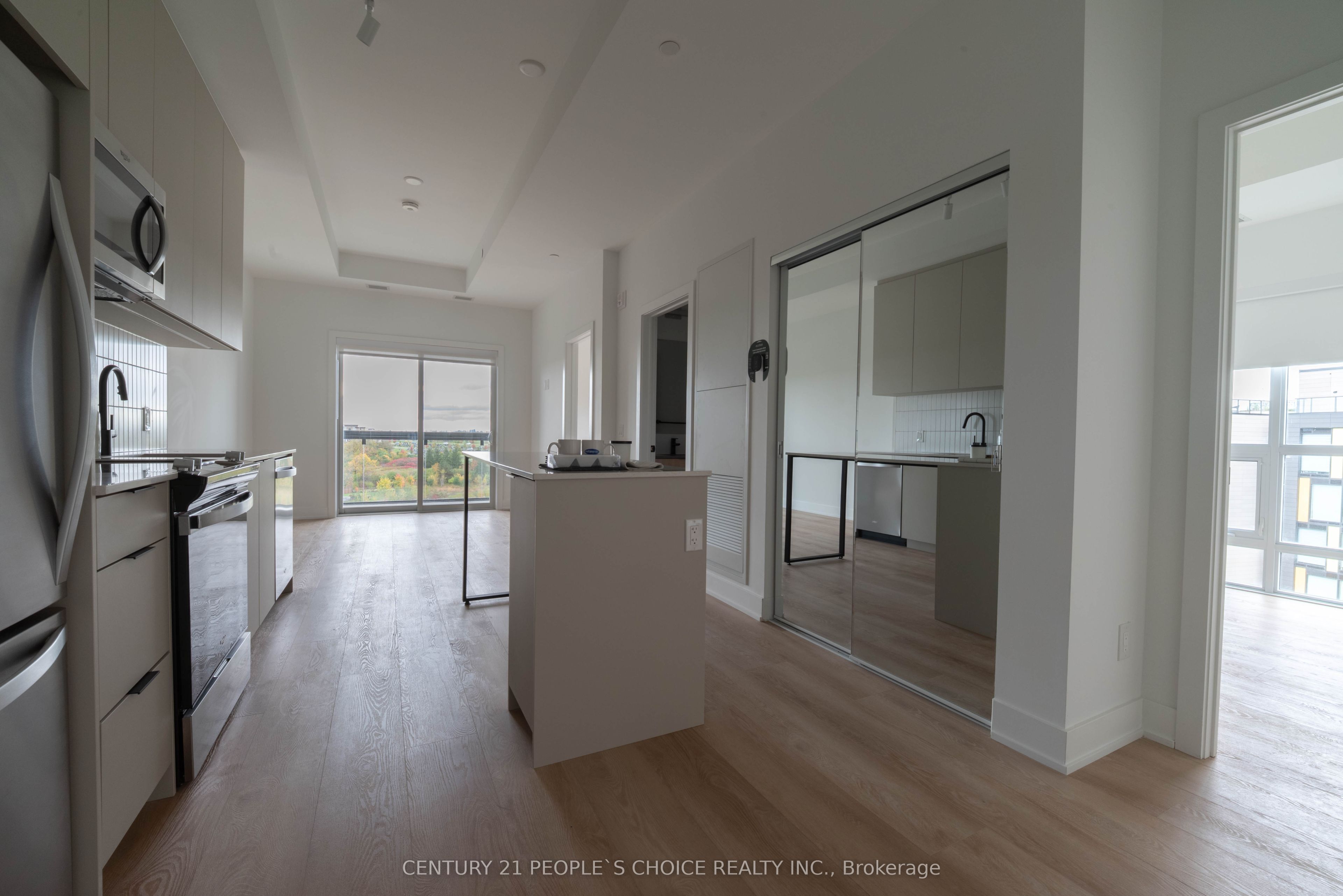 3008 William Cutmore Boulevard 707 Property Photo 2