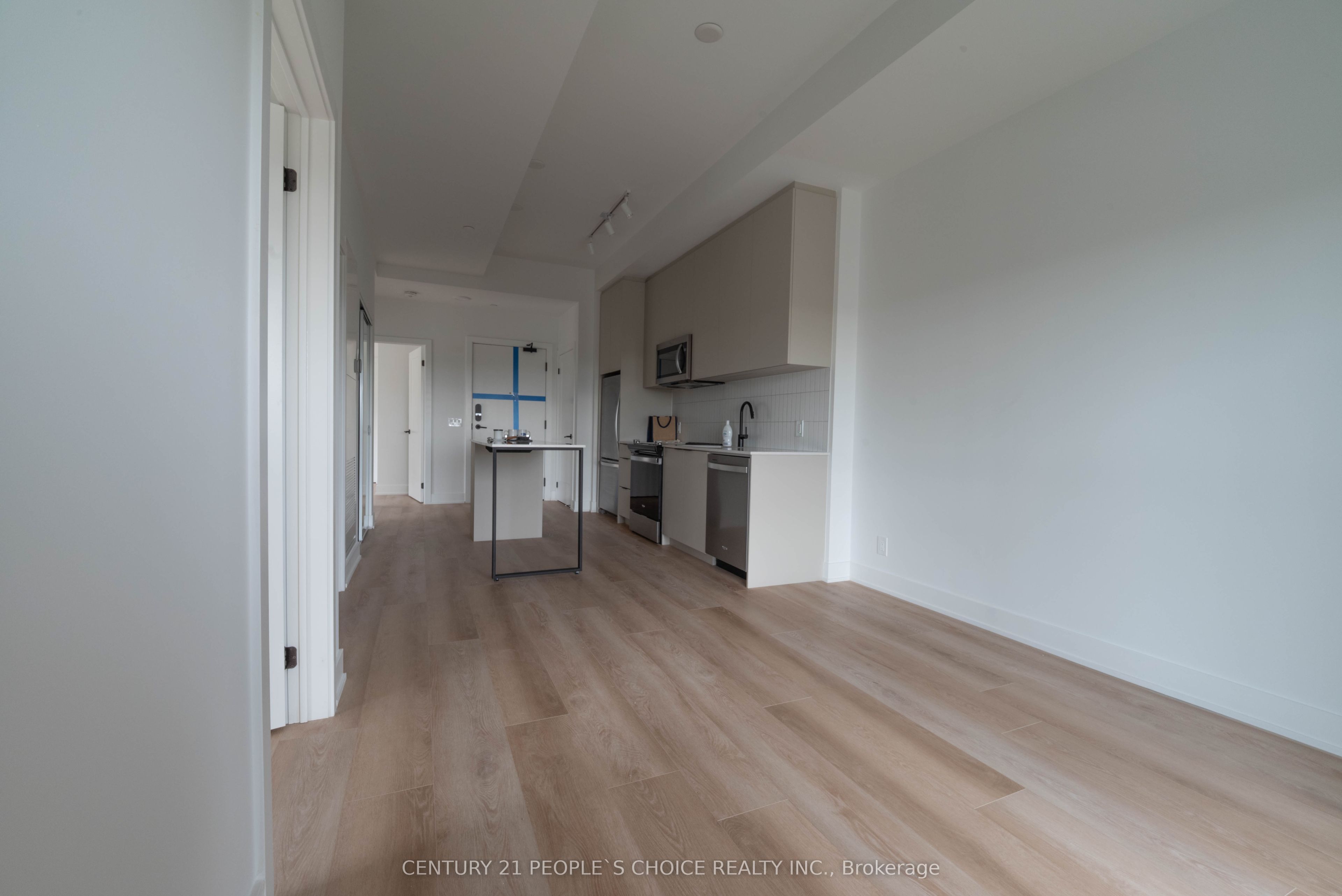 3008 William Cutmore Boulevard 707 Property Photo 4