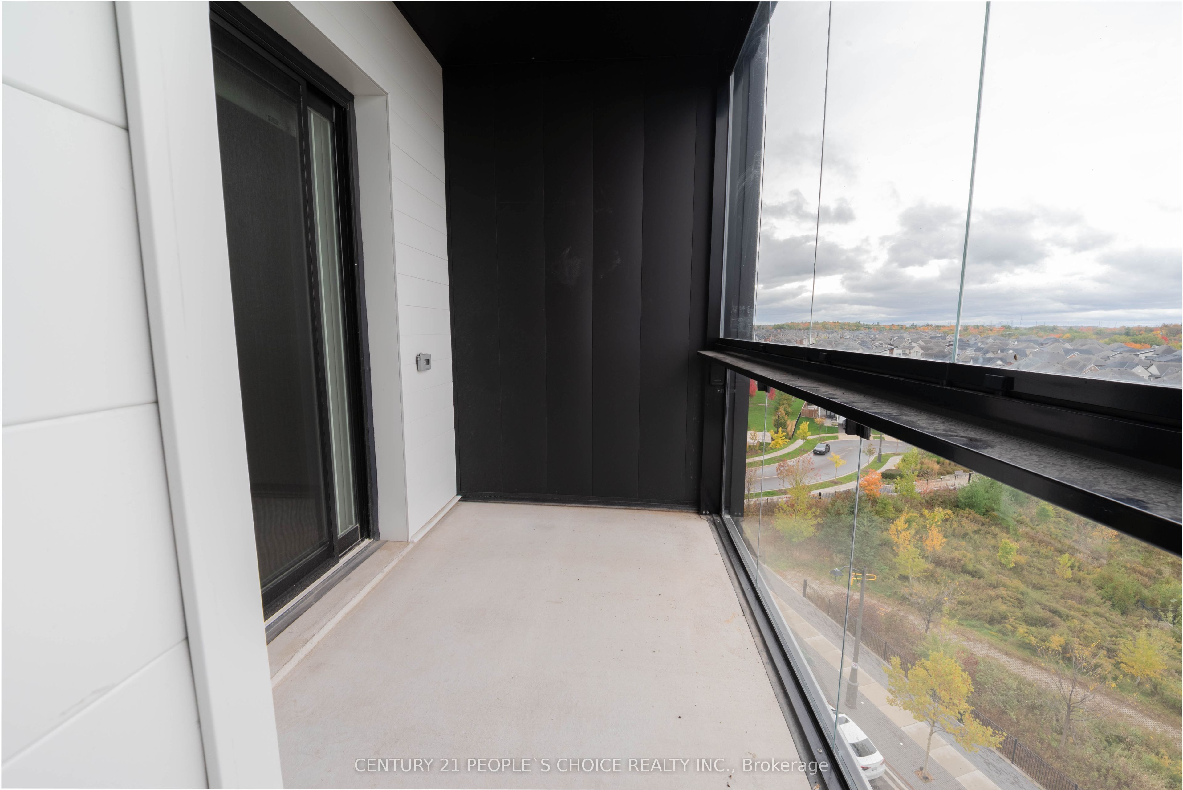 3008 William Cutmore Boulevard 707 Property Photo 8