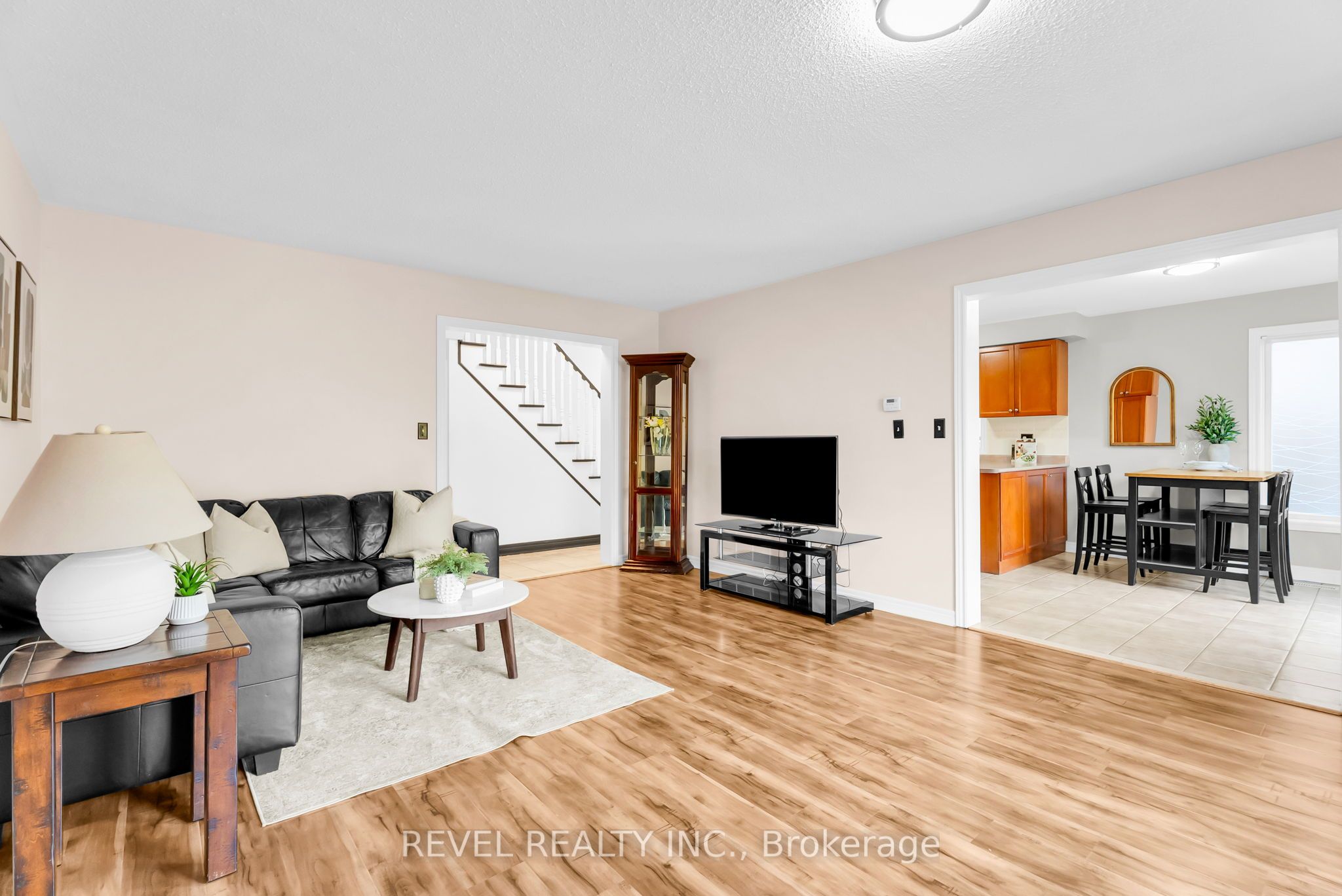100 Pressed Brick Drive Property Photo 15