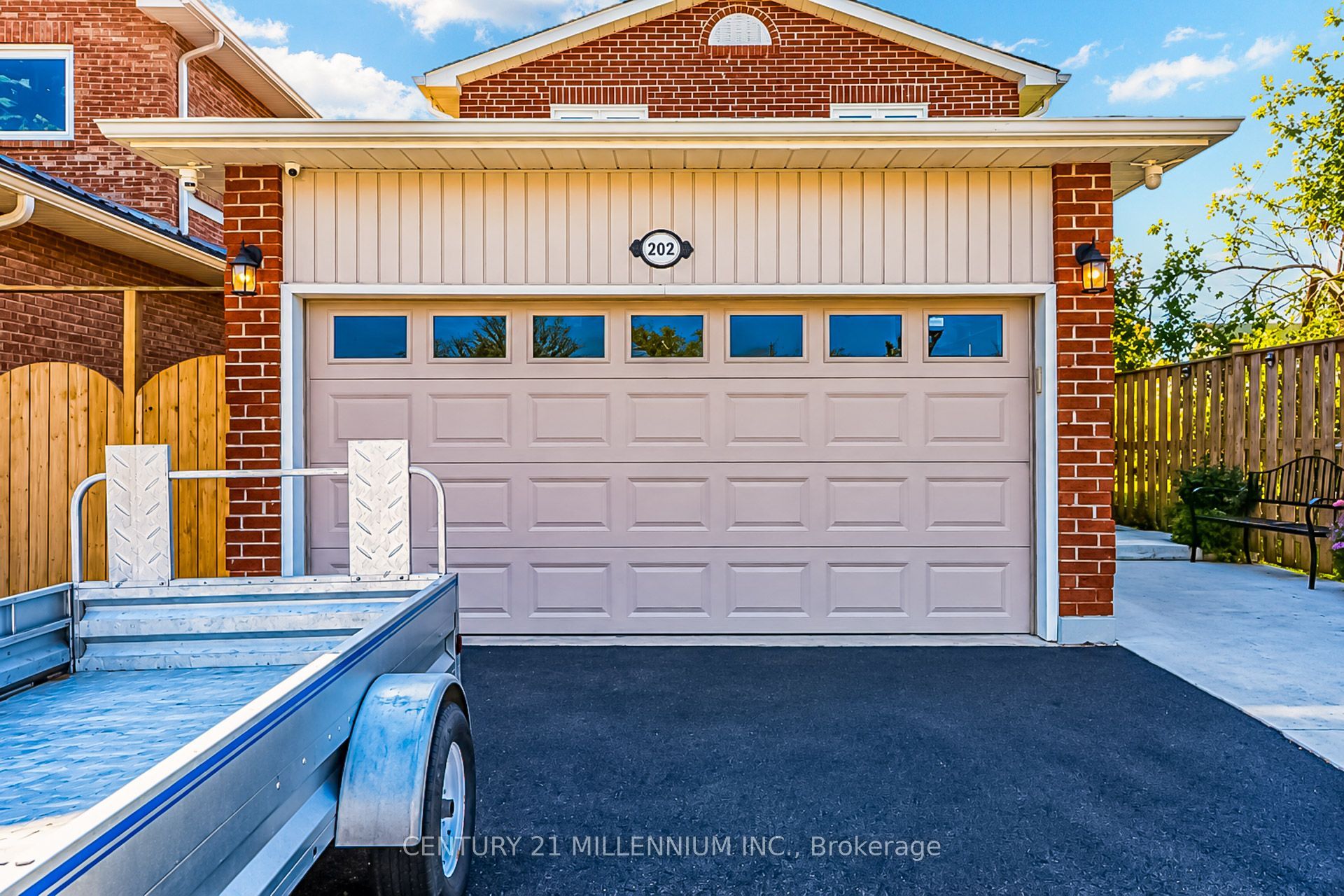 202 Bufford Drive Property Photo 3