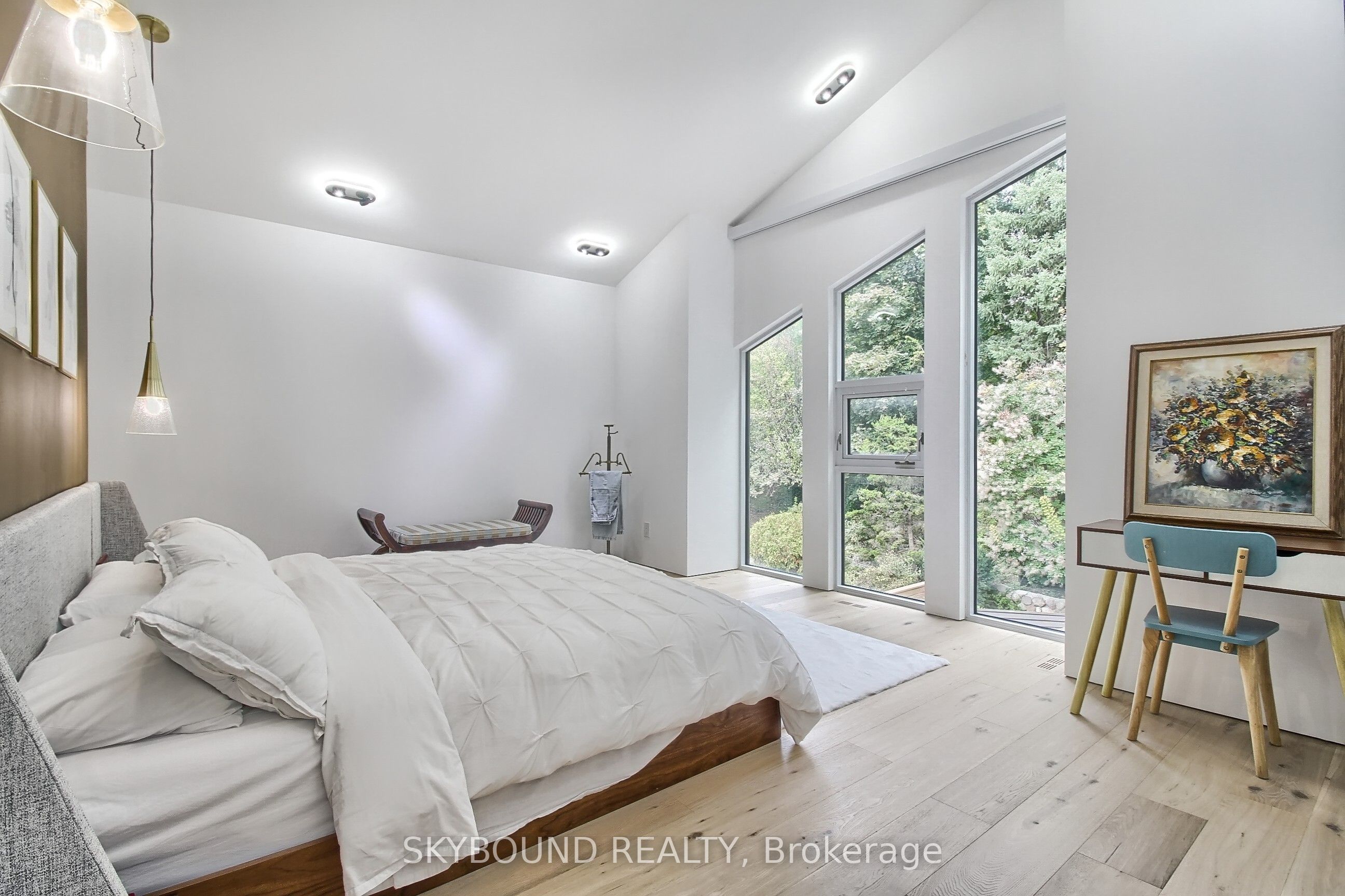 5 Hatton Court Property Photo 24