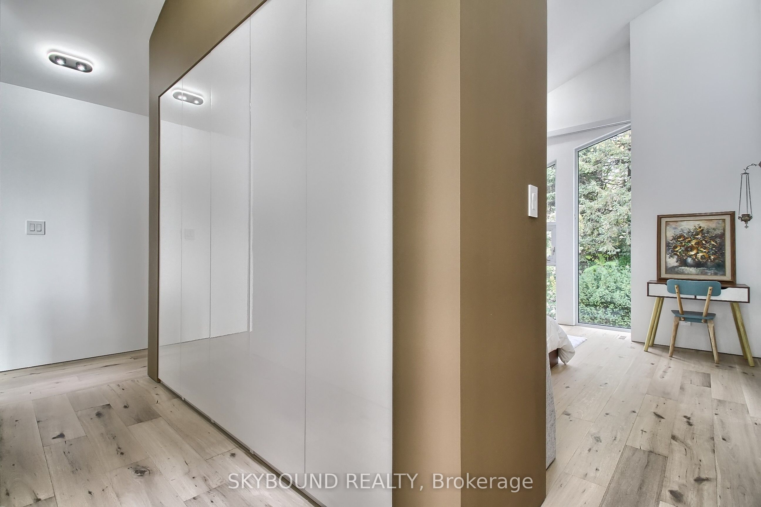 5 Hatton Court Property Photo 28