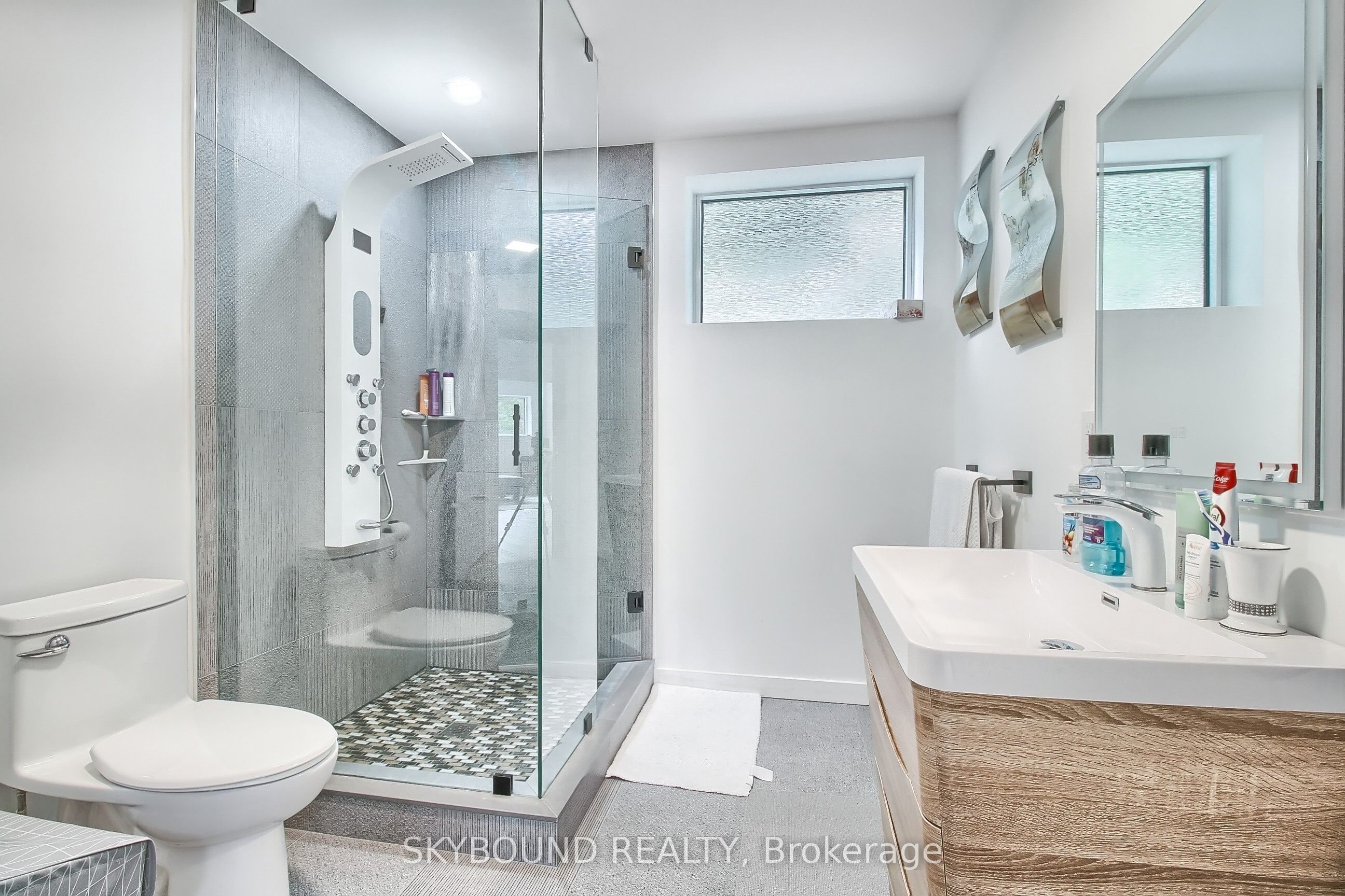 5 Hatton Court Property Photo 44