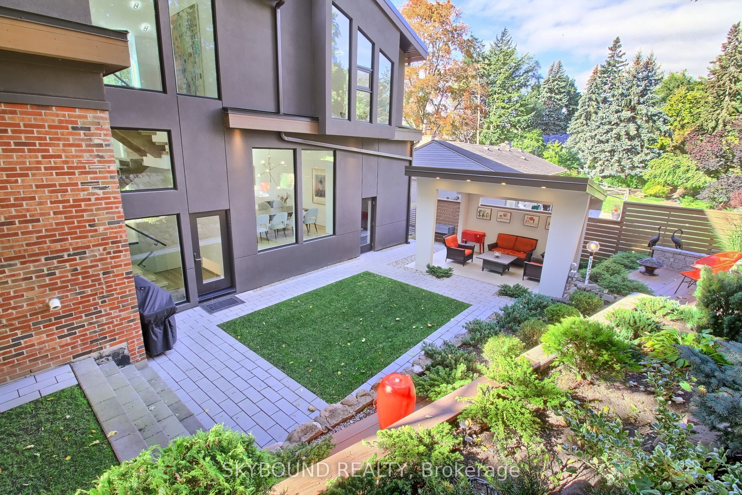 5 Hatton Court Property Photo 49