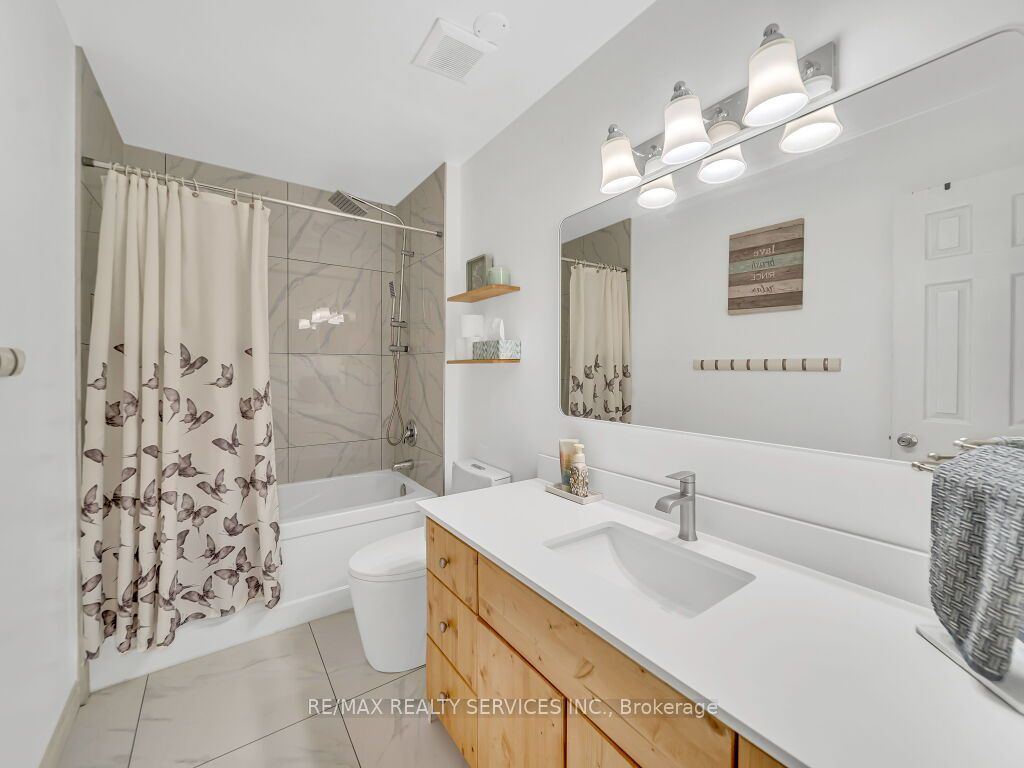 158 Fanshawe Drive Property Photo 33