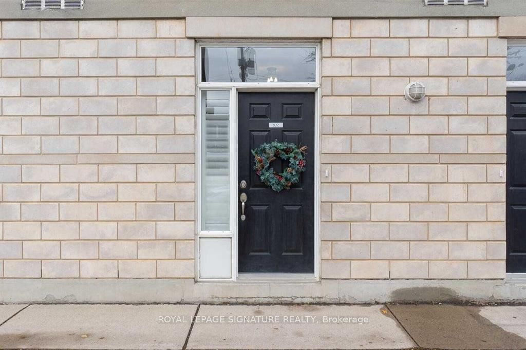 3400 Lake Shore Boulevard W 102 Property Photo 2