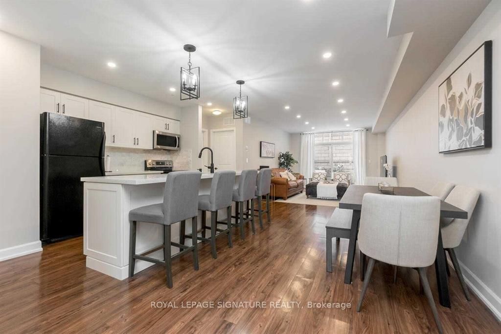 3400 Lake Shore Boulevard W 102 Property Photo 6