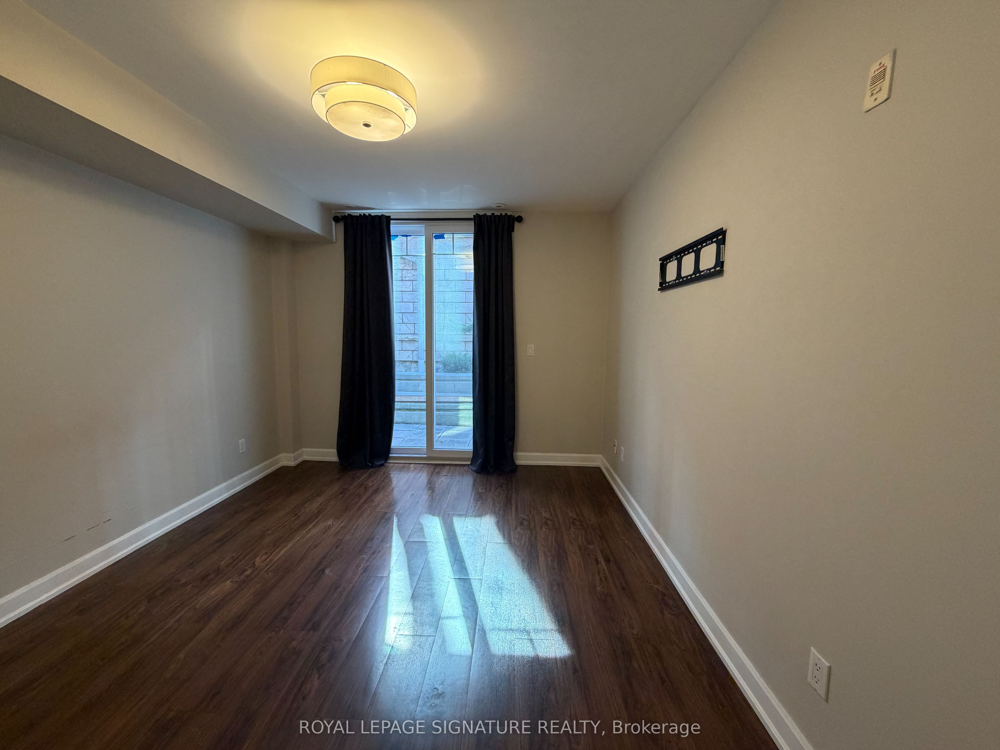 3400 Lake Shore Boulevard W 102 Property Photo 17