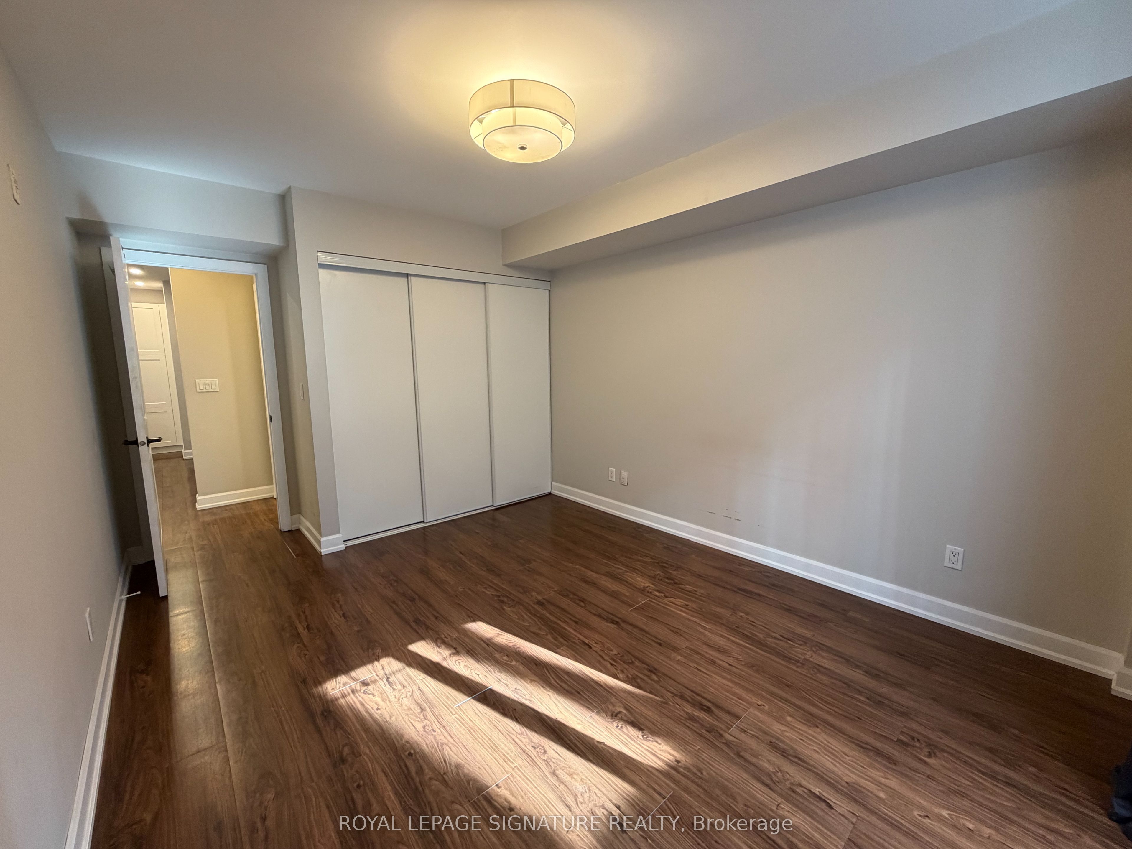 3400 Lake Shore Boulevard W 102 Property Photo 18