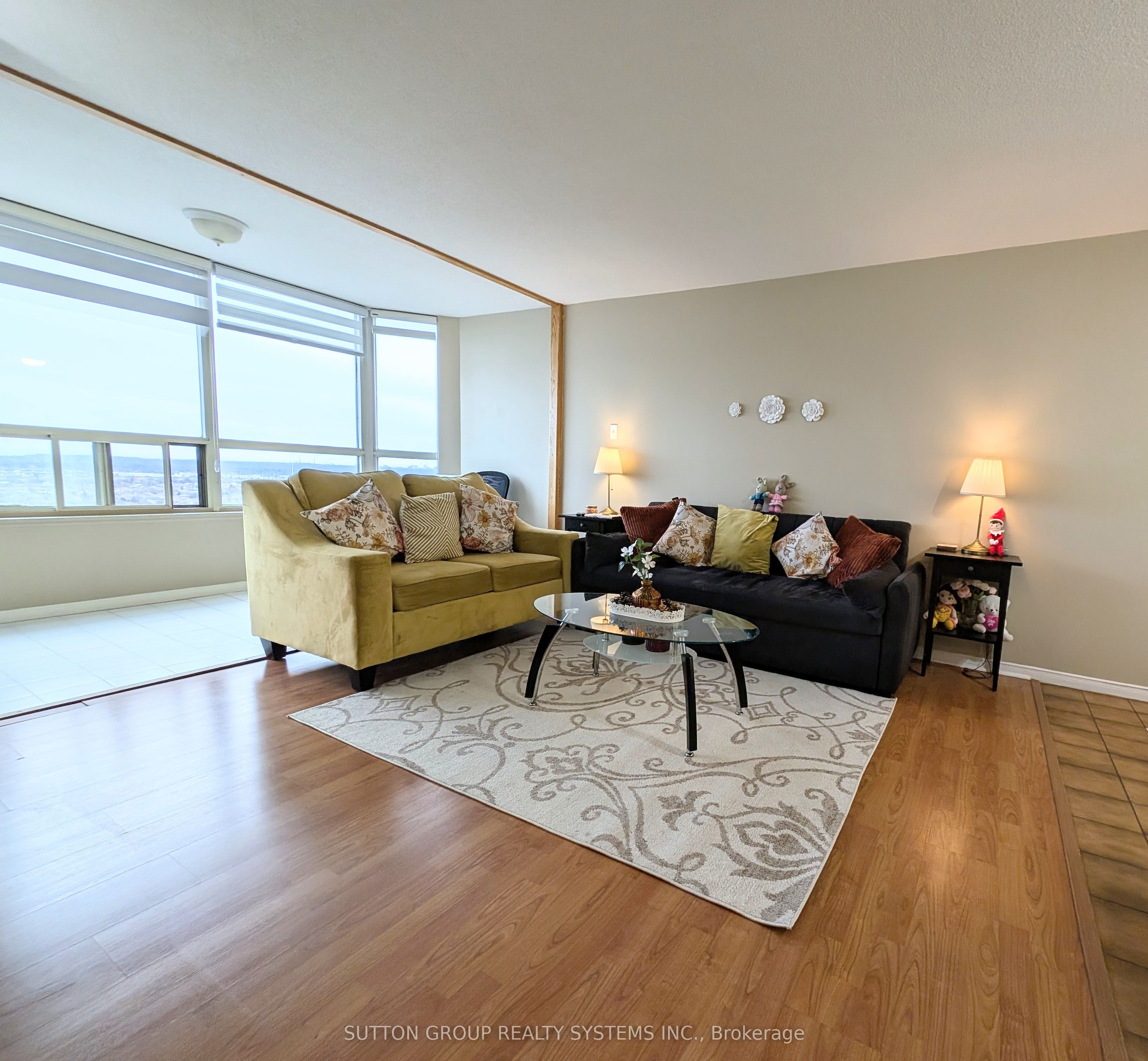 400 Webb Drive 2201 Property Photo 2