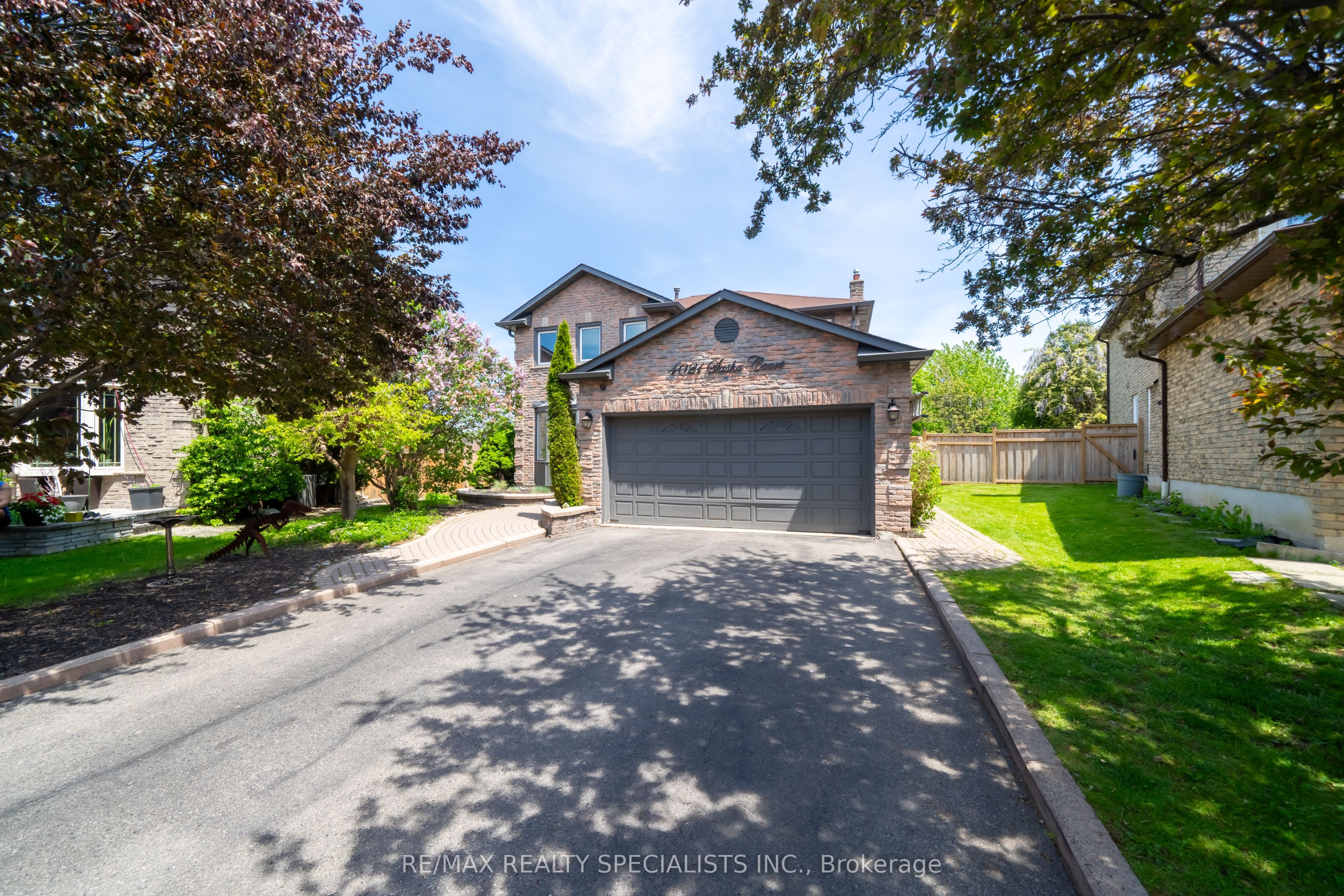 4021 Sasha Court Property Photo 1