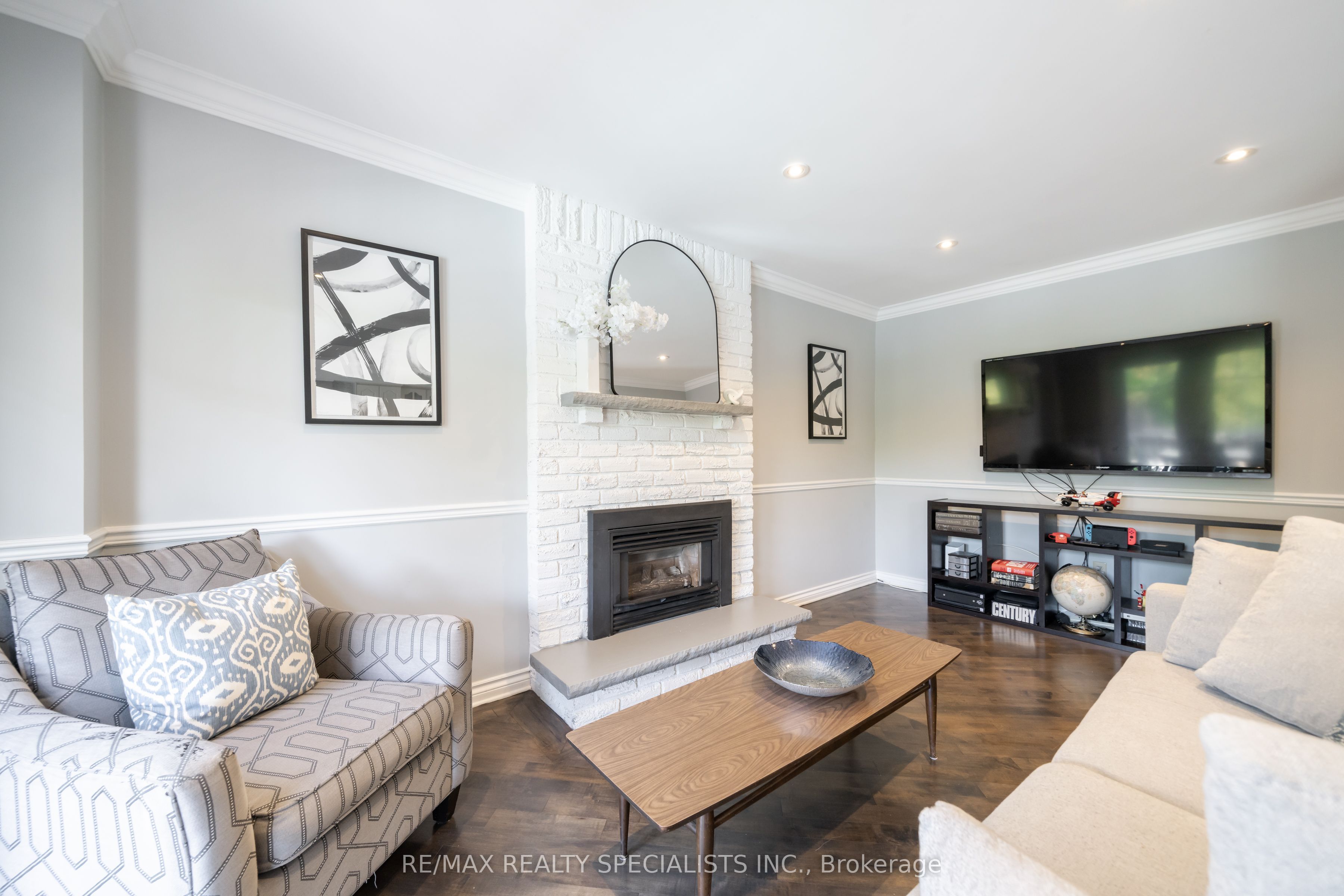 4021 Sasha Court Property Photo 13