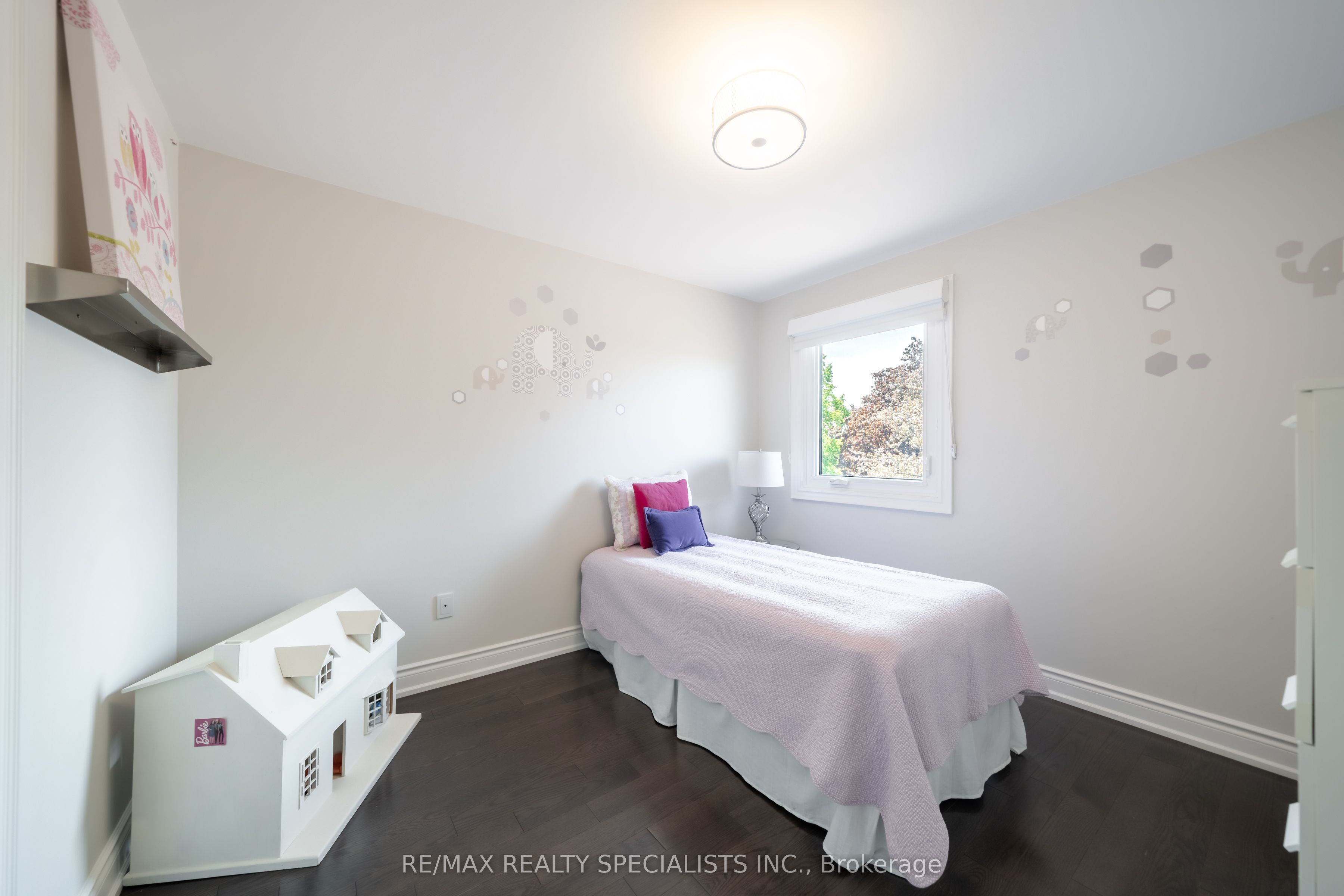 4021 Sasha Court Property Photo 20