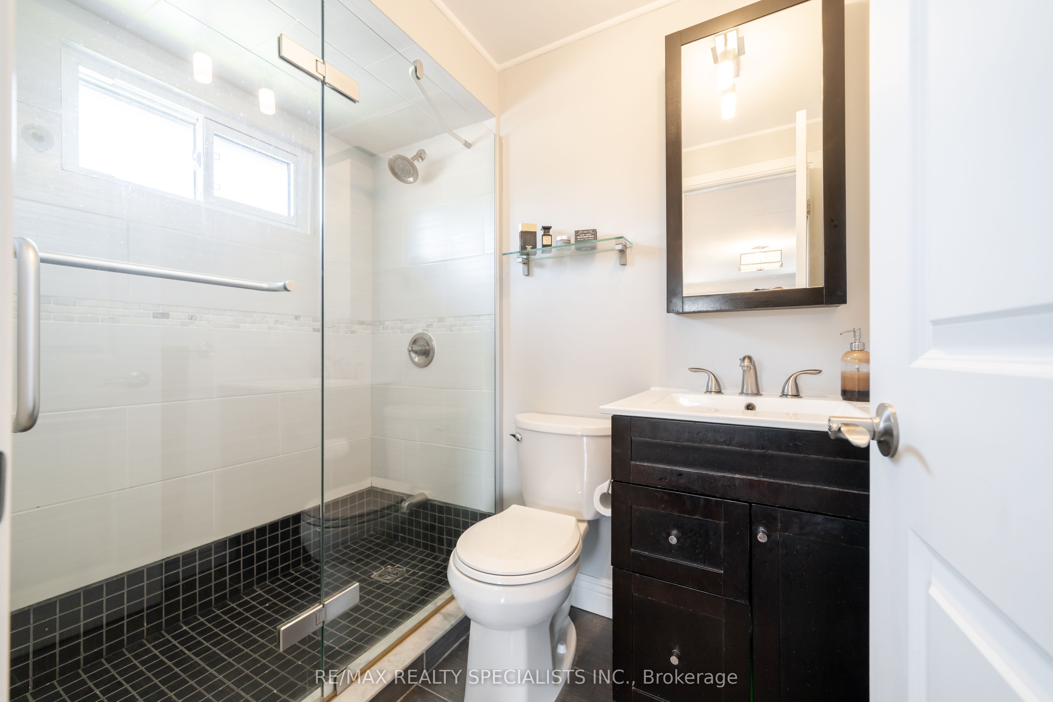 4021 Sasha Court Property Photo 22
