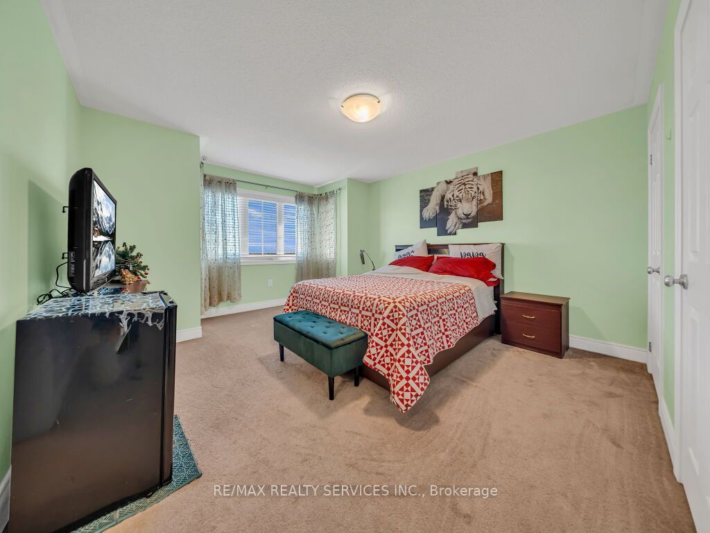28 Zanetta Crescent Property Photo 23