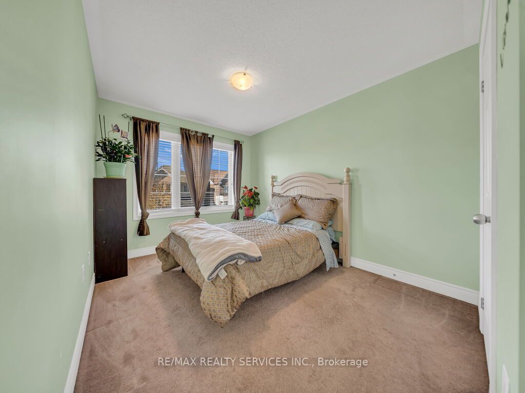 28 Zanetta Crescent Property Photo 28