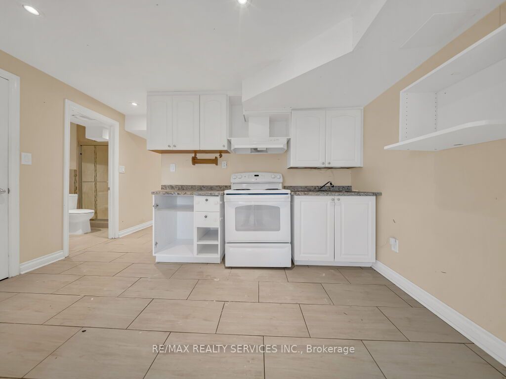 28 Zanetta Crescent Property Photo 39