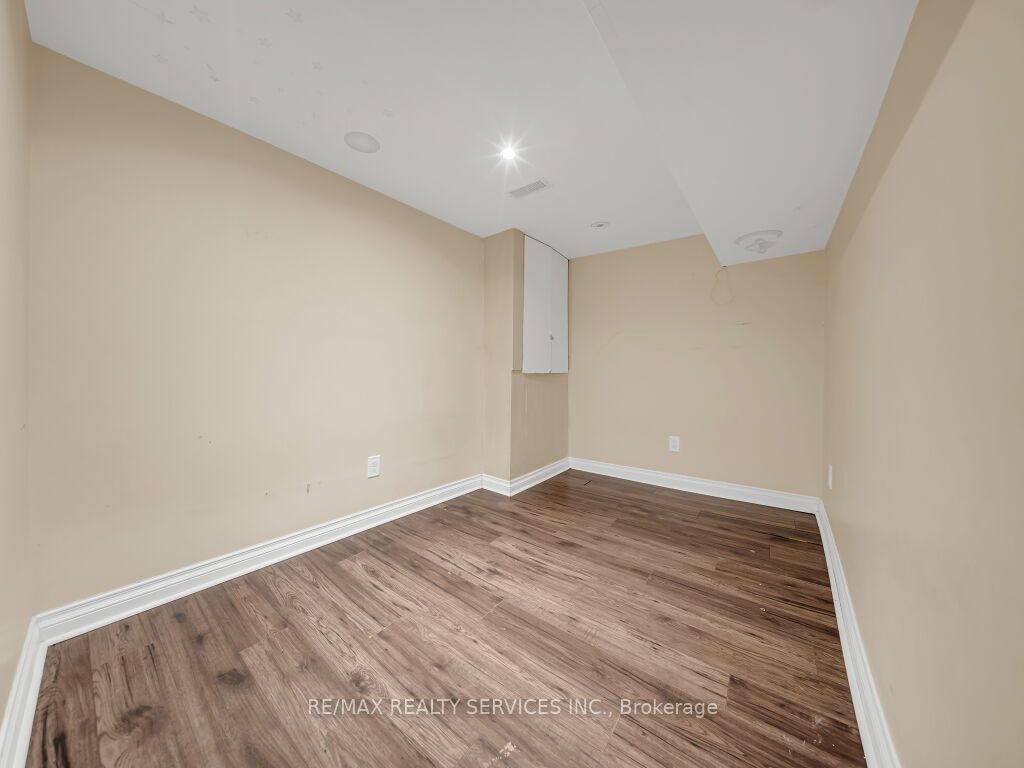 28 Zanetta Crescent Property Photo 42