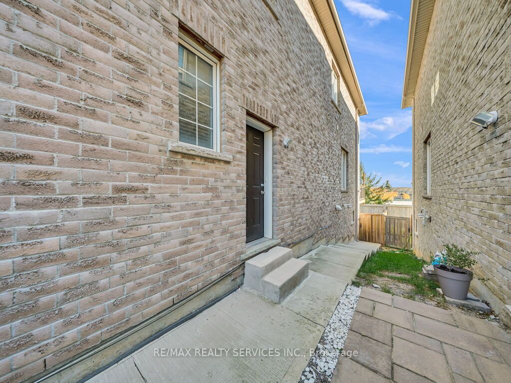 28 Zanetta Crescent Property Photo 44