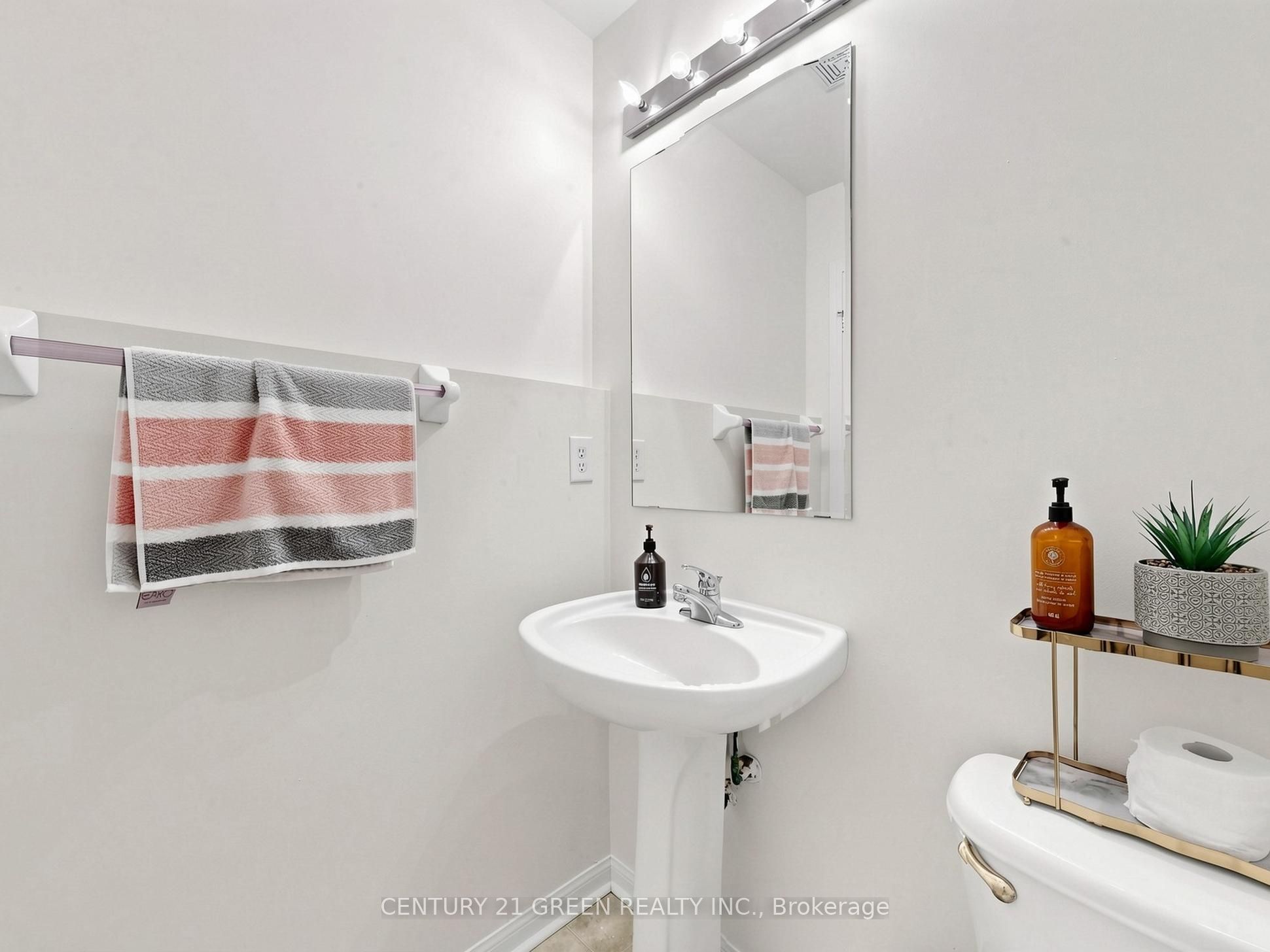 821 Bennett Boulevard Property Photo 12