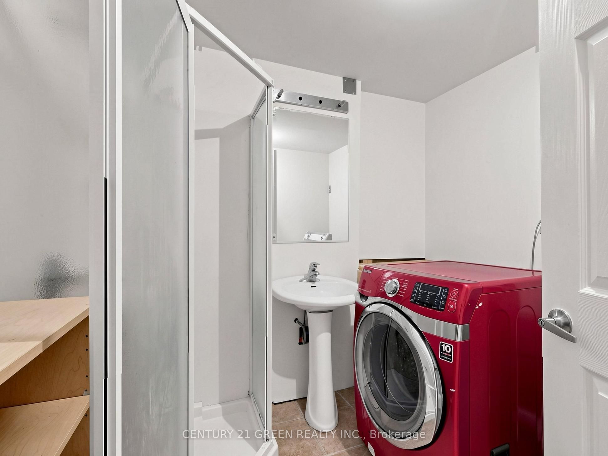 821 Bennett Boulevard Property Photo 30