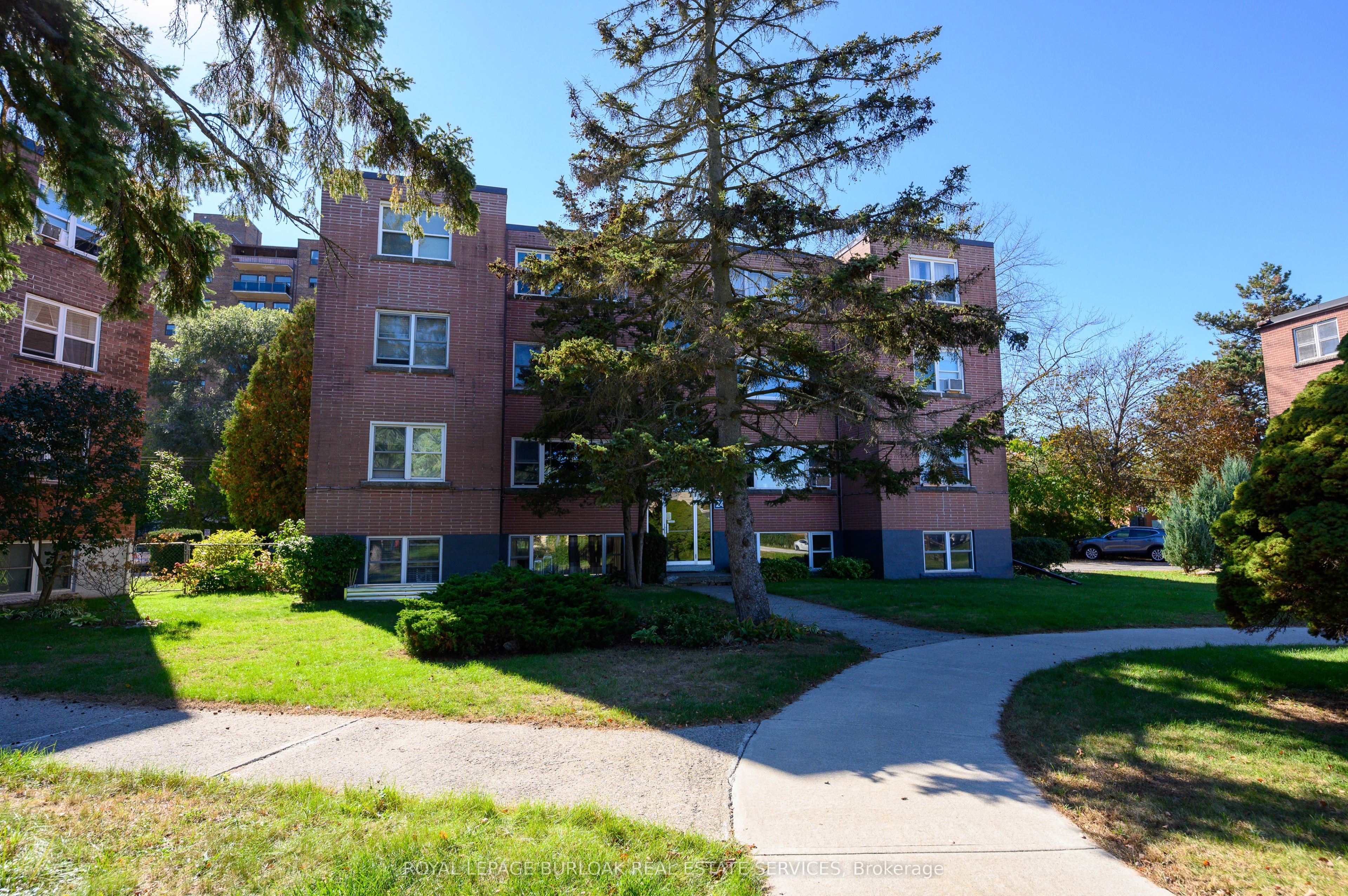 2420 New Street 1 Property Photo 2