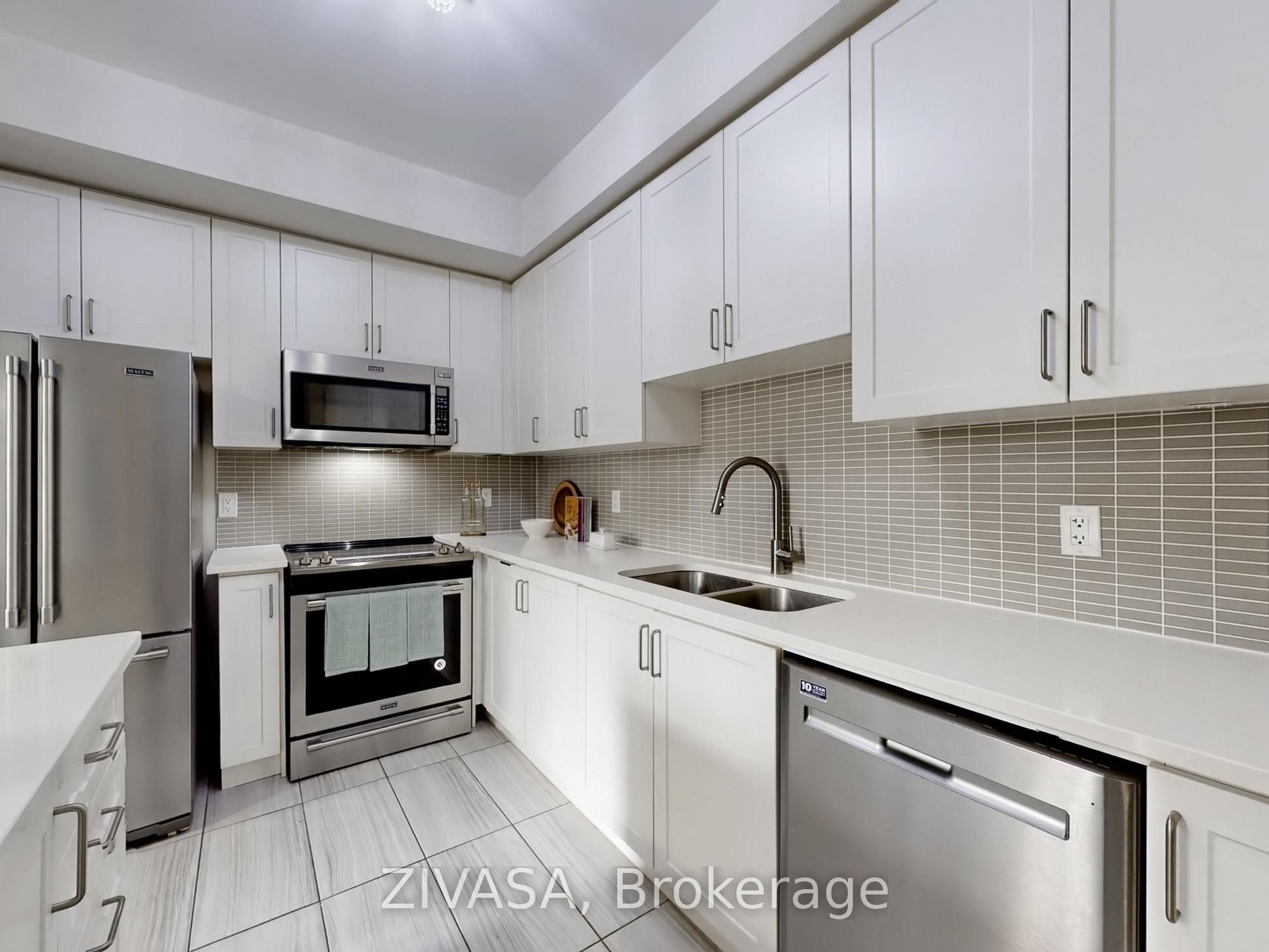 15 Applewood Lane 92 Property Photo 13
