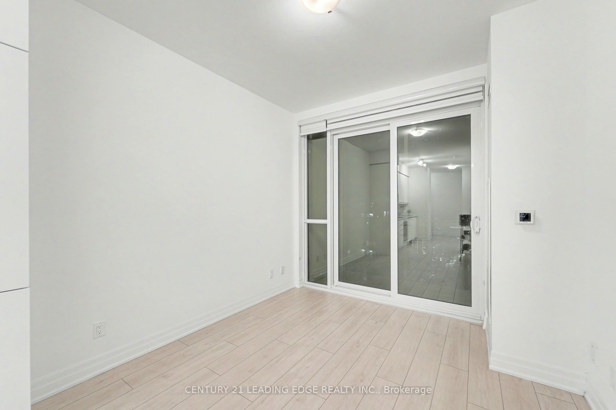 30 Elm Drive W 3006 Property Photo 10