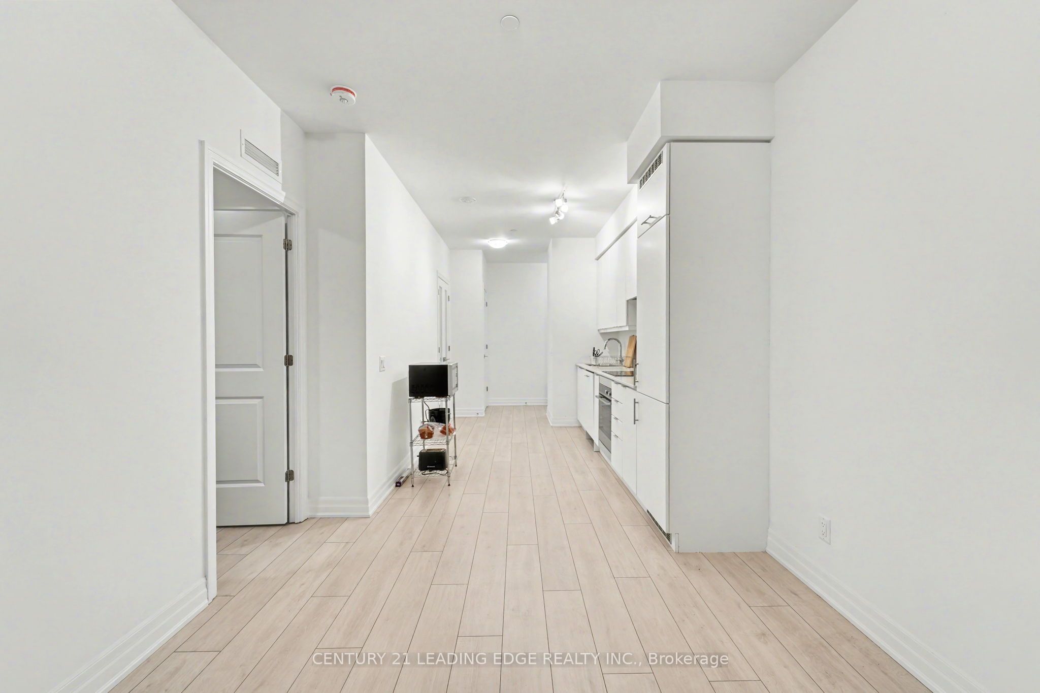 30 Elm Drive W 3006 Property Photo 12