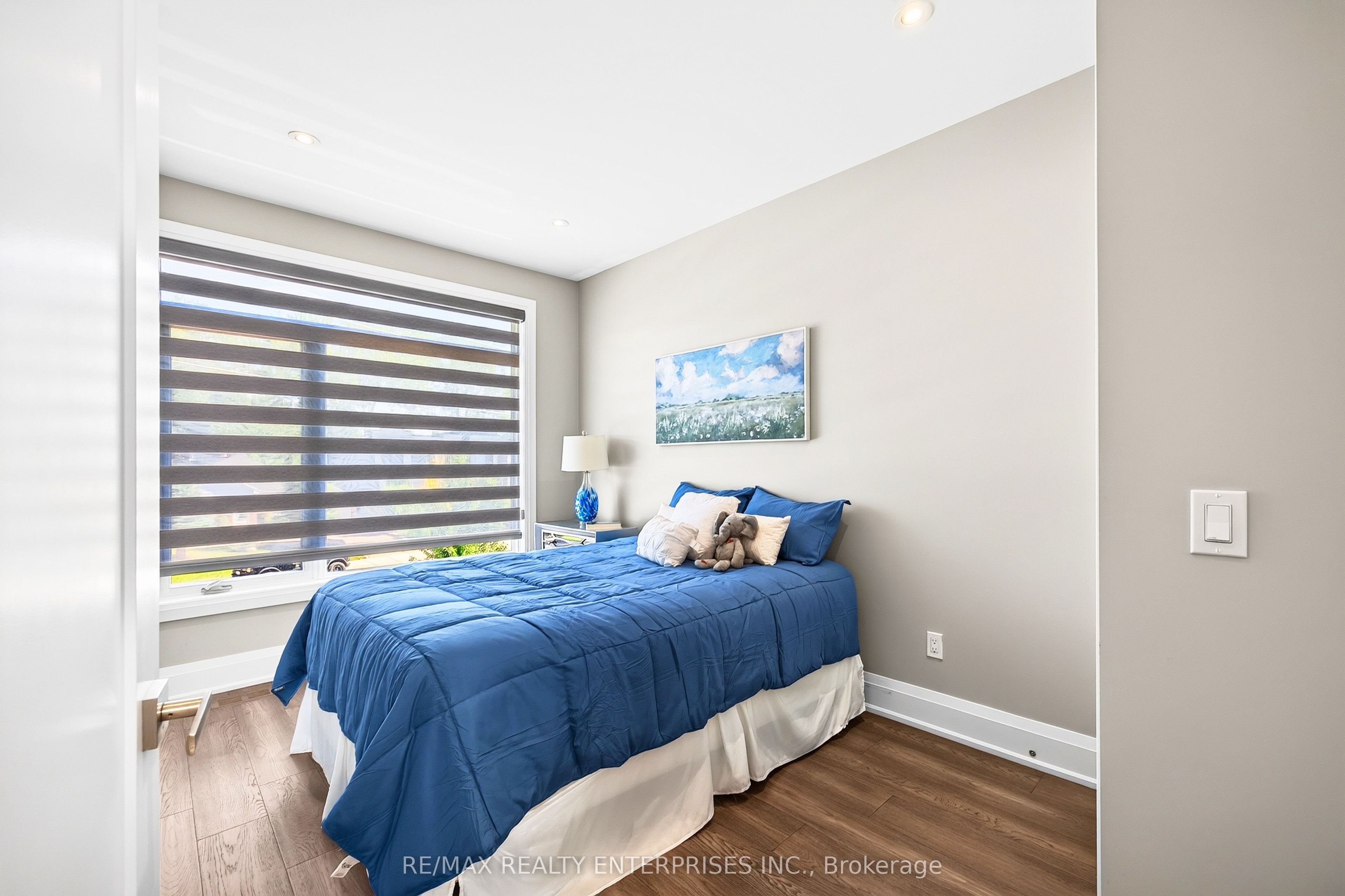 36b Pine Avenue N Property Photo 25