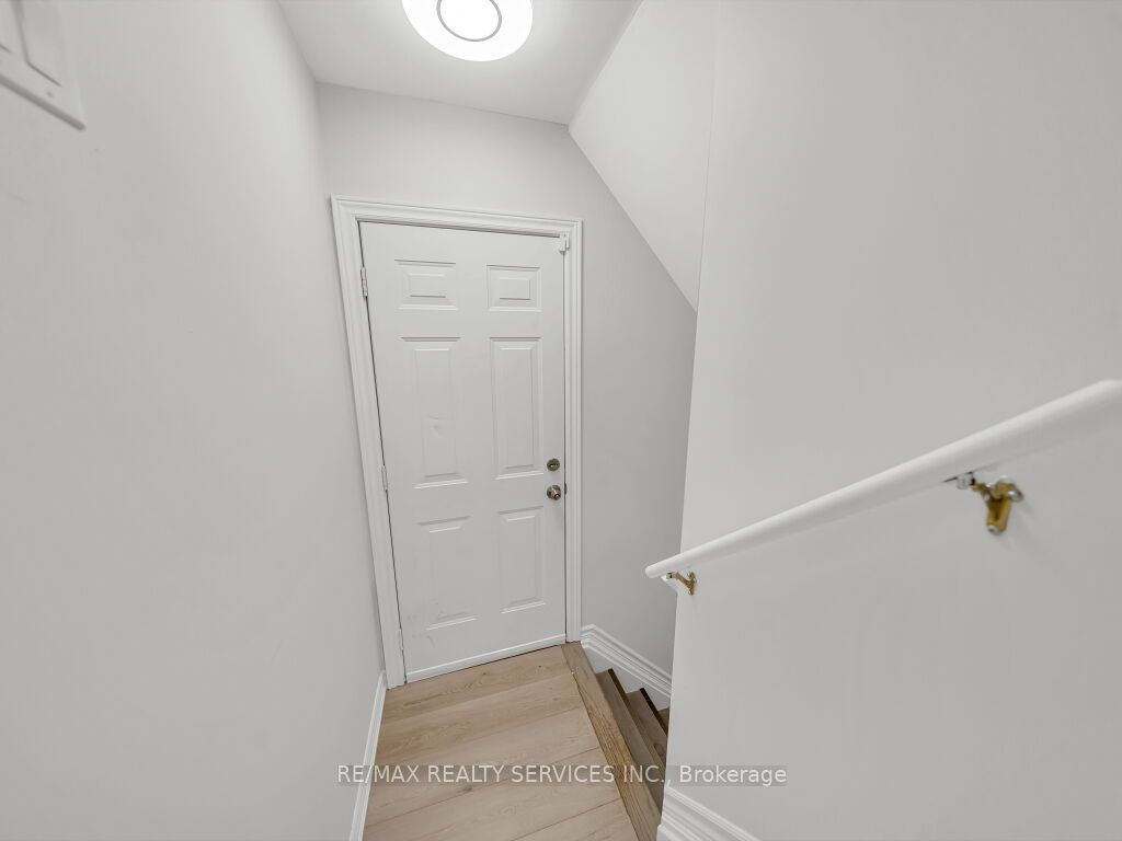 61 Sir Jacobs Crescent Property Photo 36