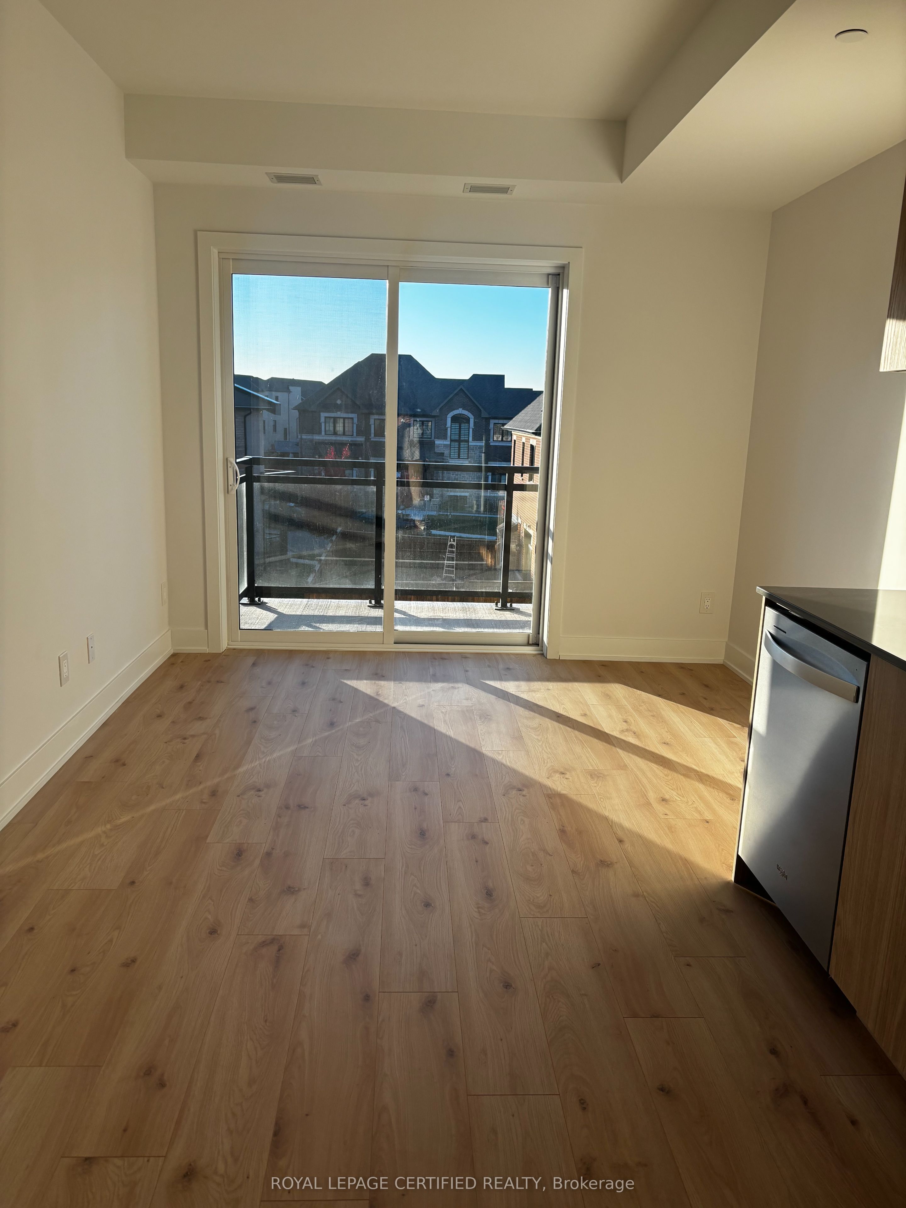3008 William Cutmore Boulevard 303 Property Photo 2