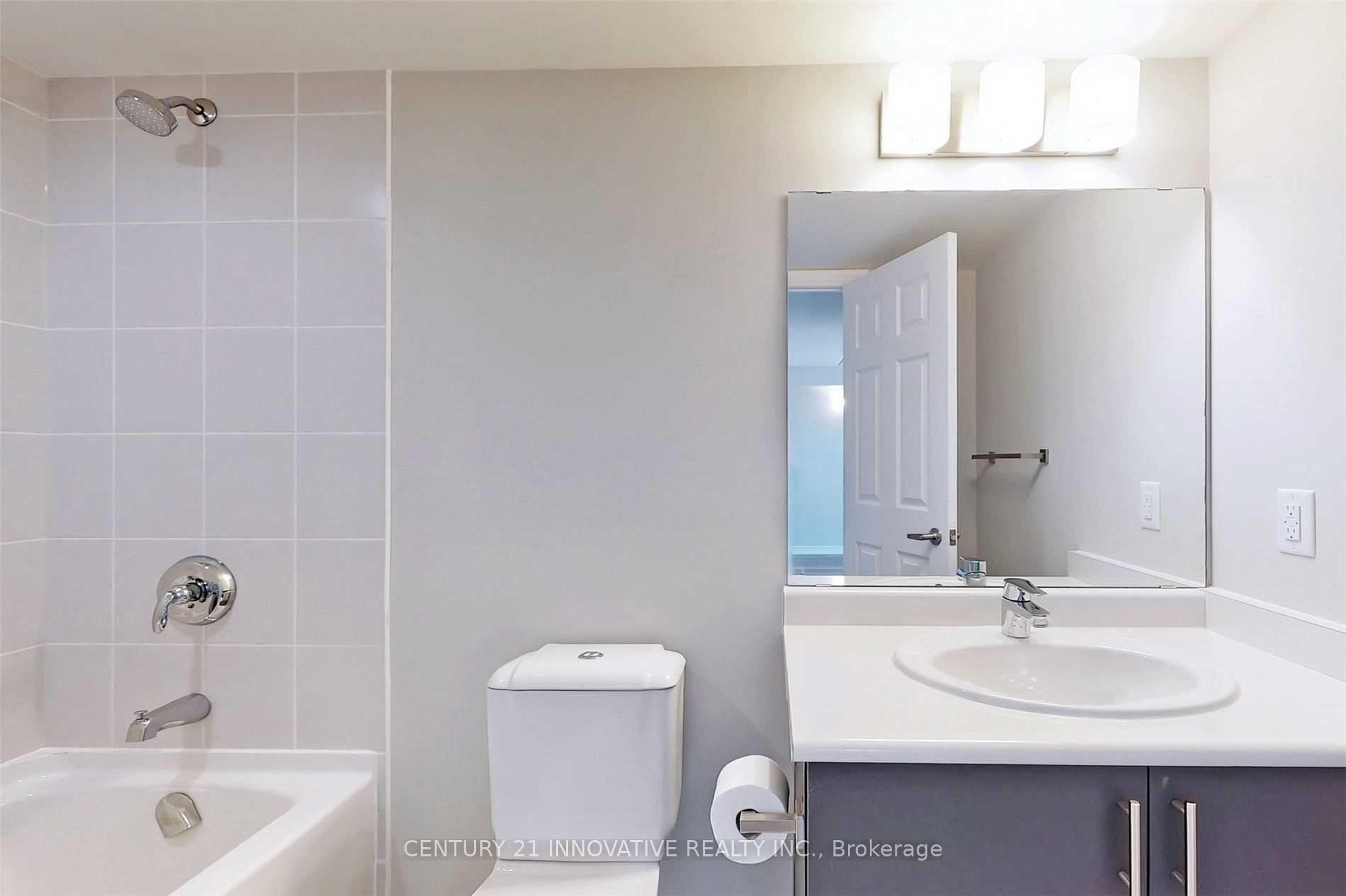 716 Main Street E 603 Property Photo 7