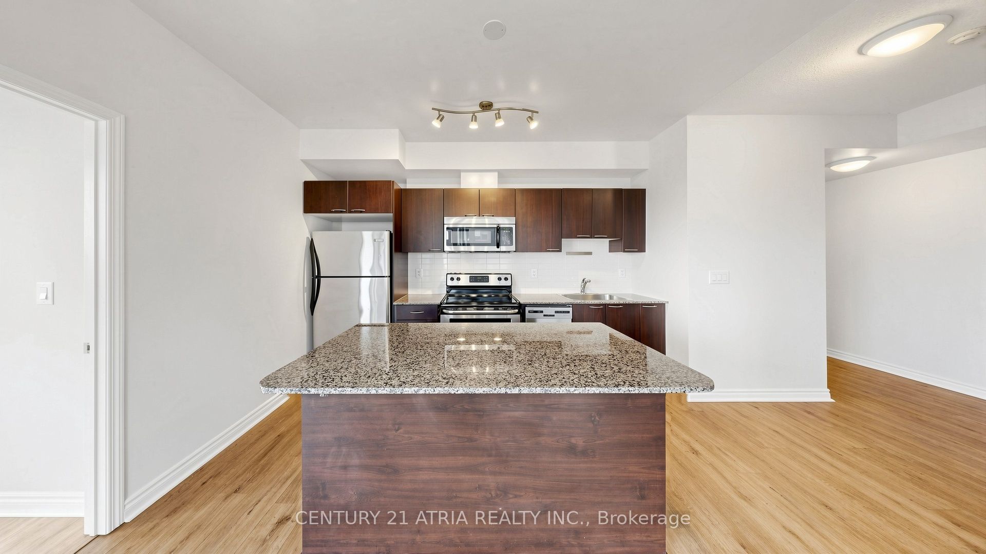 385 Prince Of Wales Drive 1802 Property Photo 15
