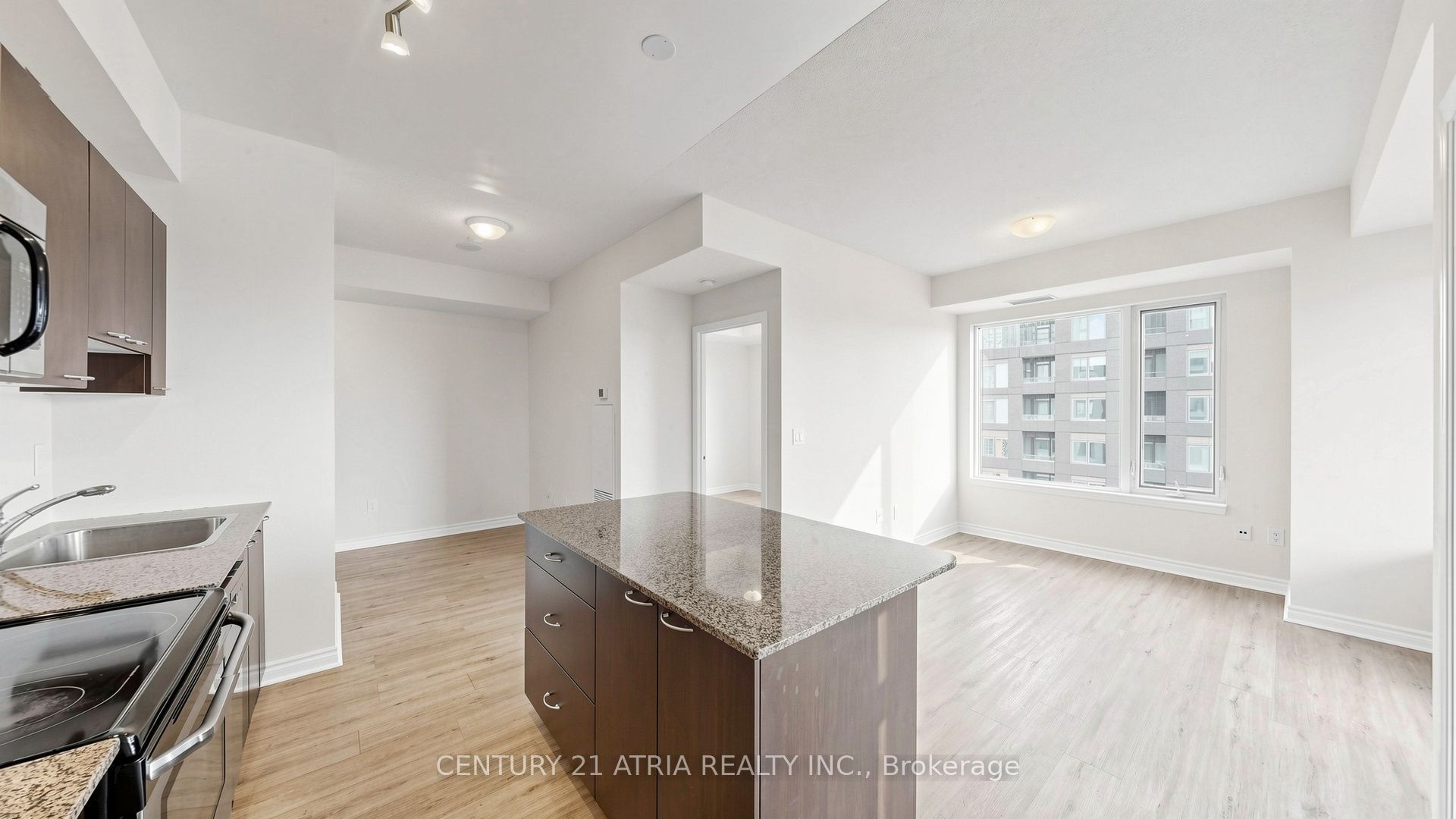 385 Prince Of Wales Drive 1802 Property Photo 17