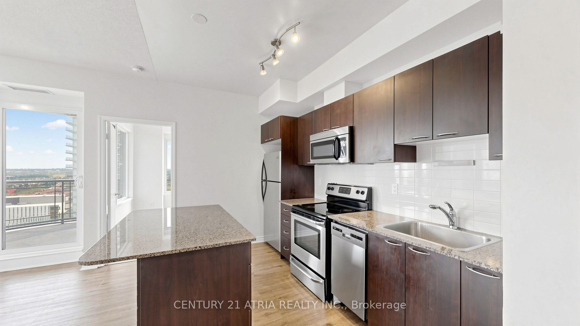 385 Prince Of Wales Drive 1802 Property Photo 20