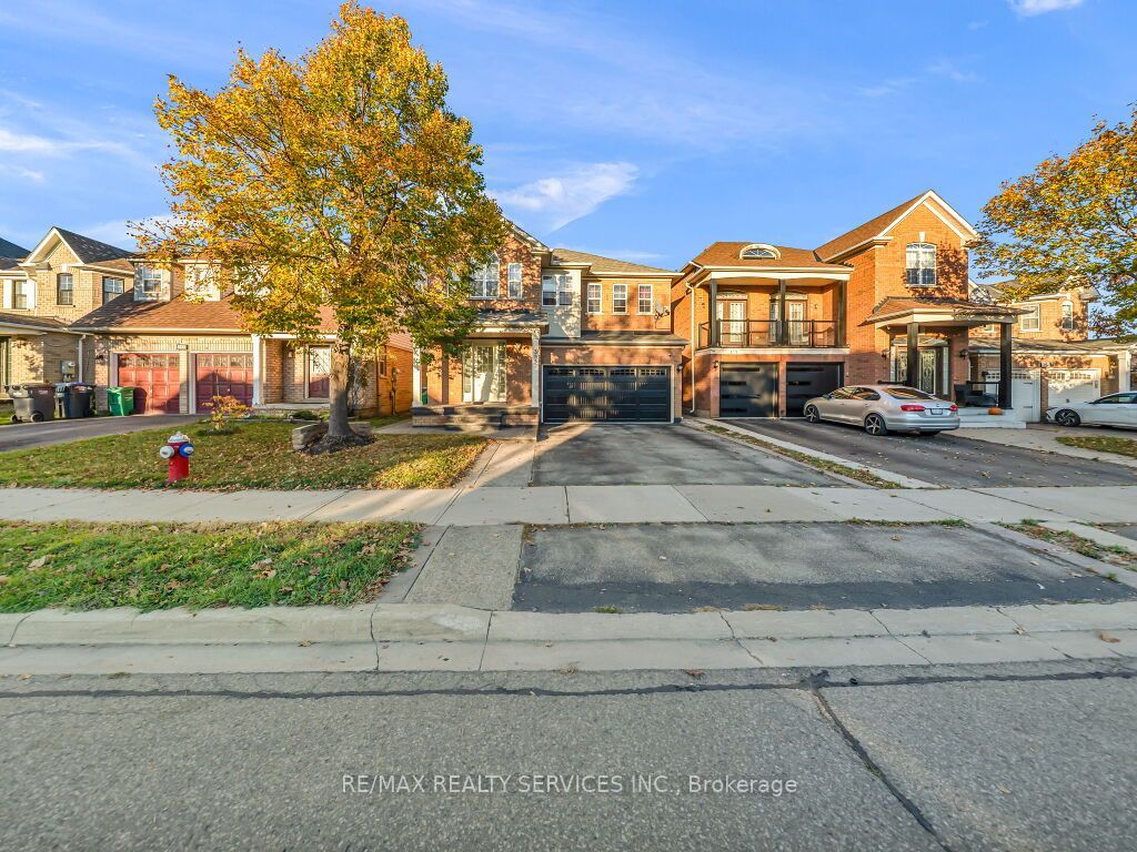 355 Edenbrook Hill Drive Property Photo 3