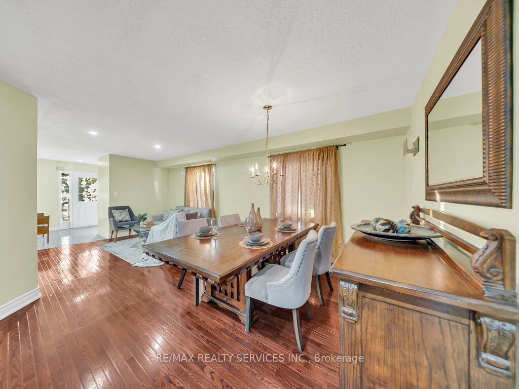 355 Edenbrook Hill Drive Property Photo 10