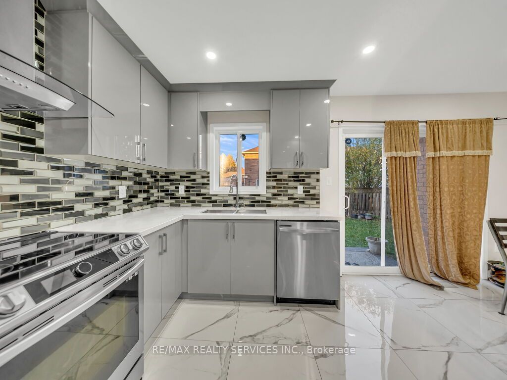 355 Edenbrook Hill Drive Property Photo 17
