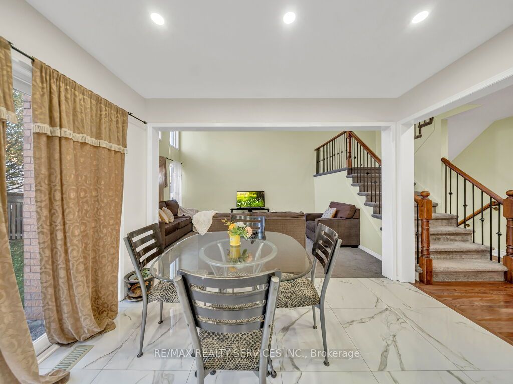 355 Edenbrook Hill Drive Property Photo 19