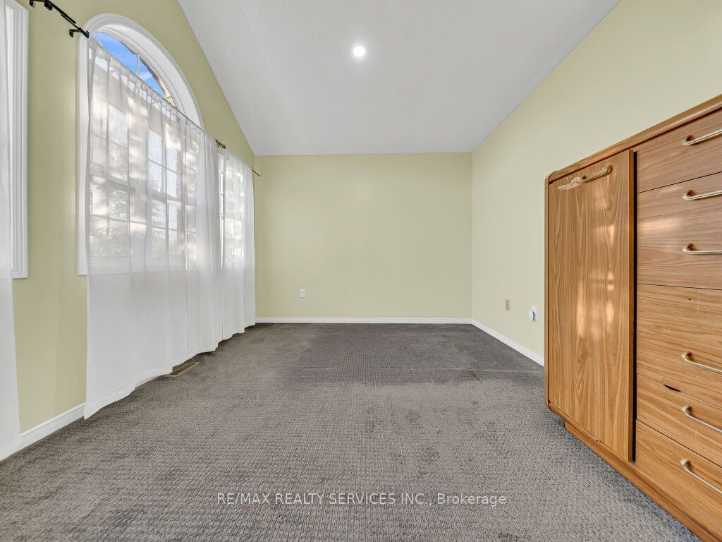 355 Edenbrook Hill Drive Property Photo 26