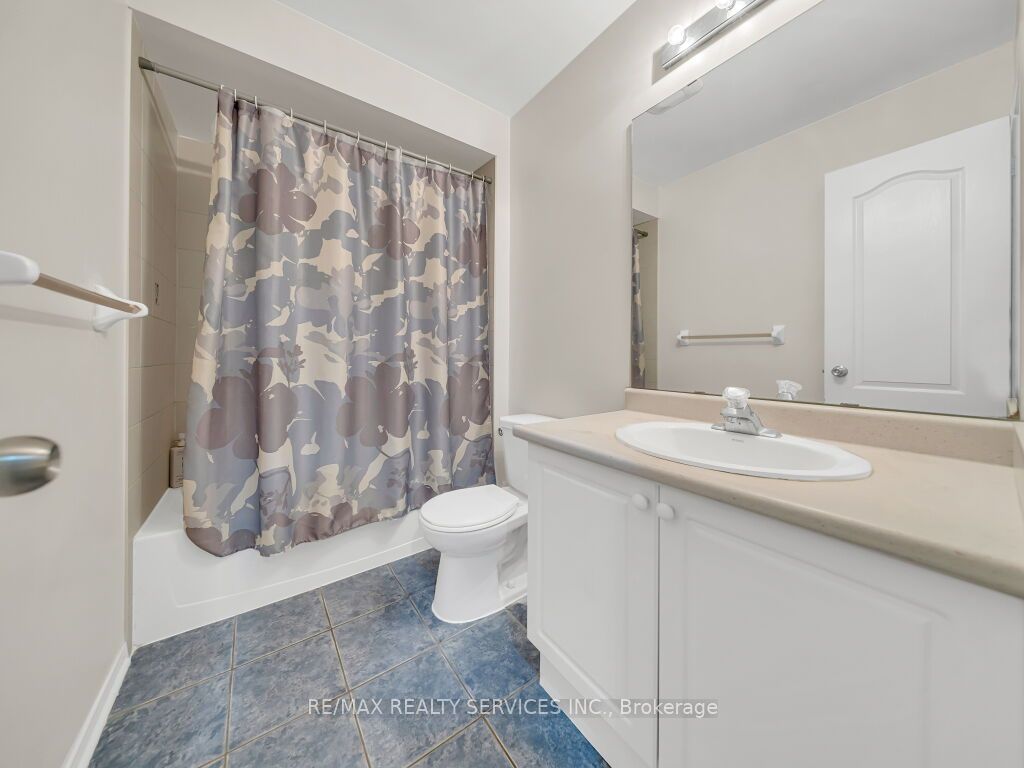 355 Edenbrook Hill Drive Property Photo 31