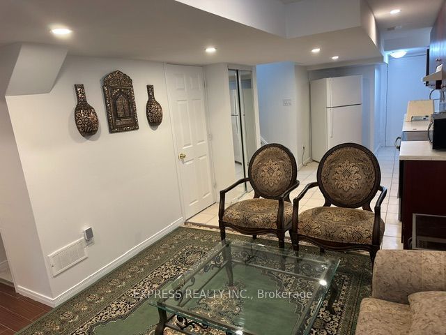 5147 Oscar Peterson Boulevard Basement Property Photo 11