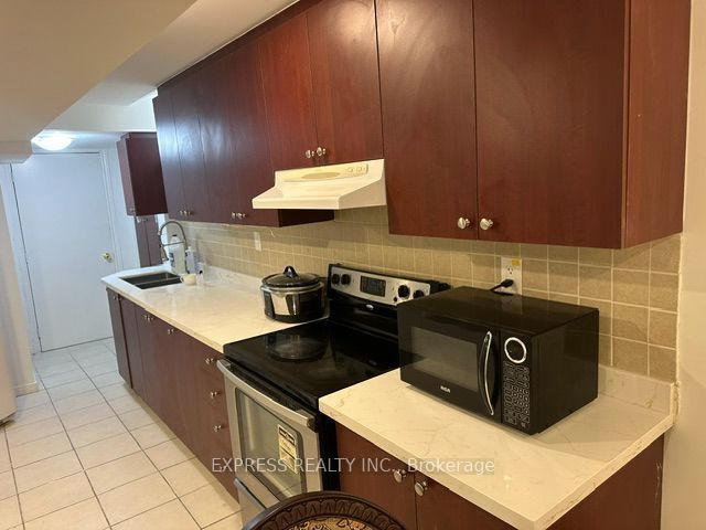 5147 Oscar Peterson Boulevard Basement Property Photo 15