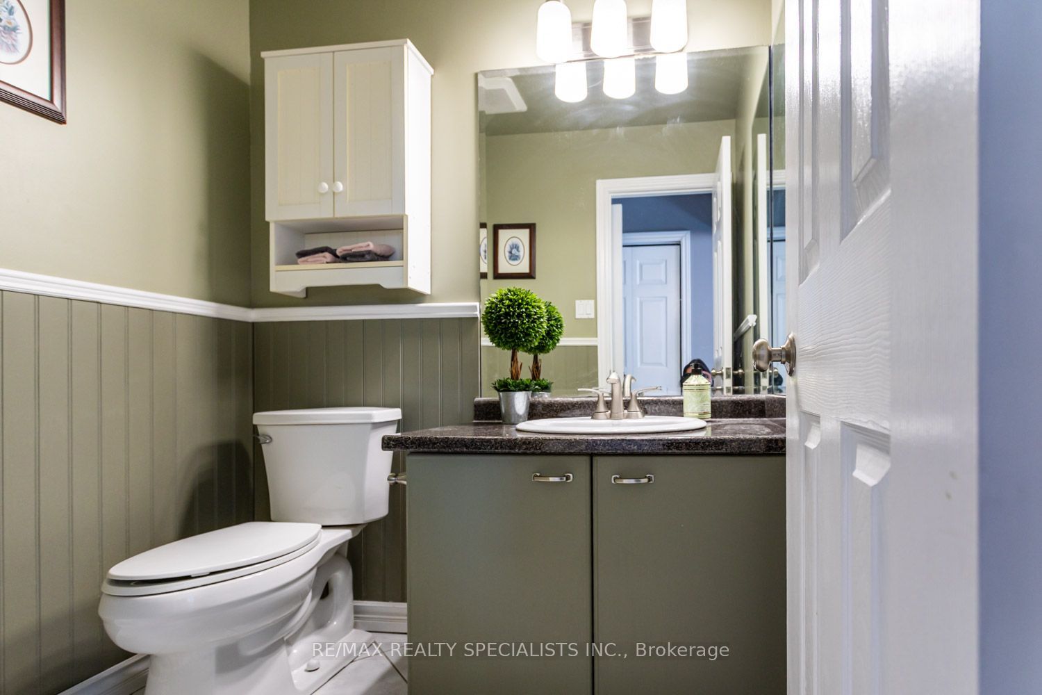 1 Burwash Court Property Photo 20