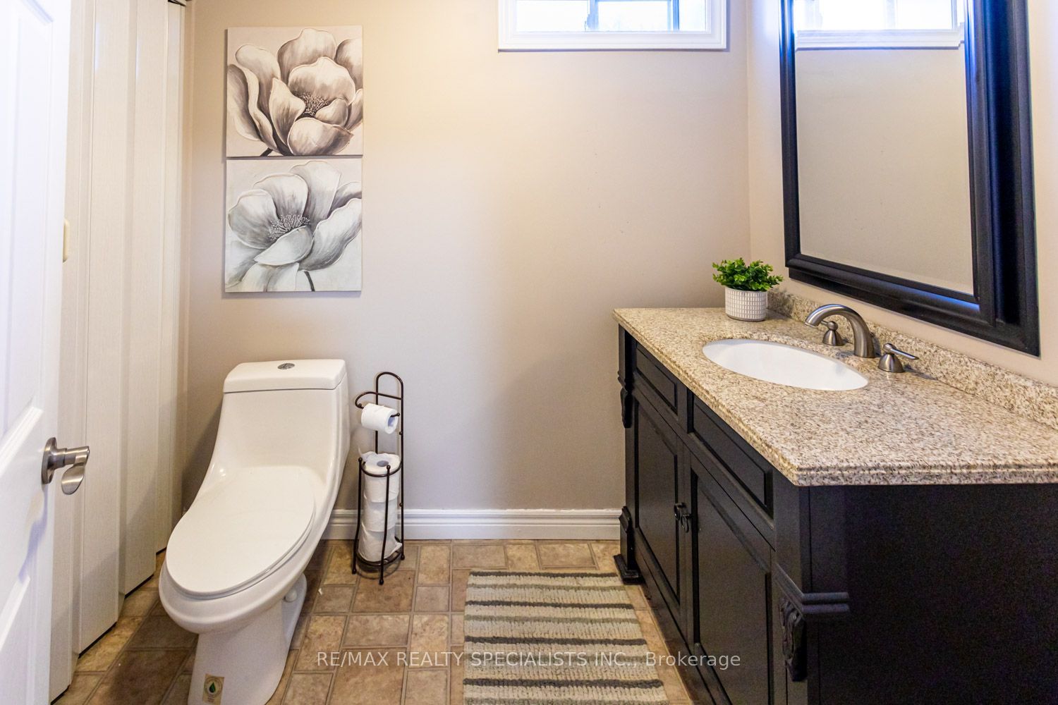 1 Burwash Court Property Photo 39