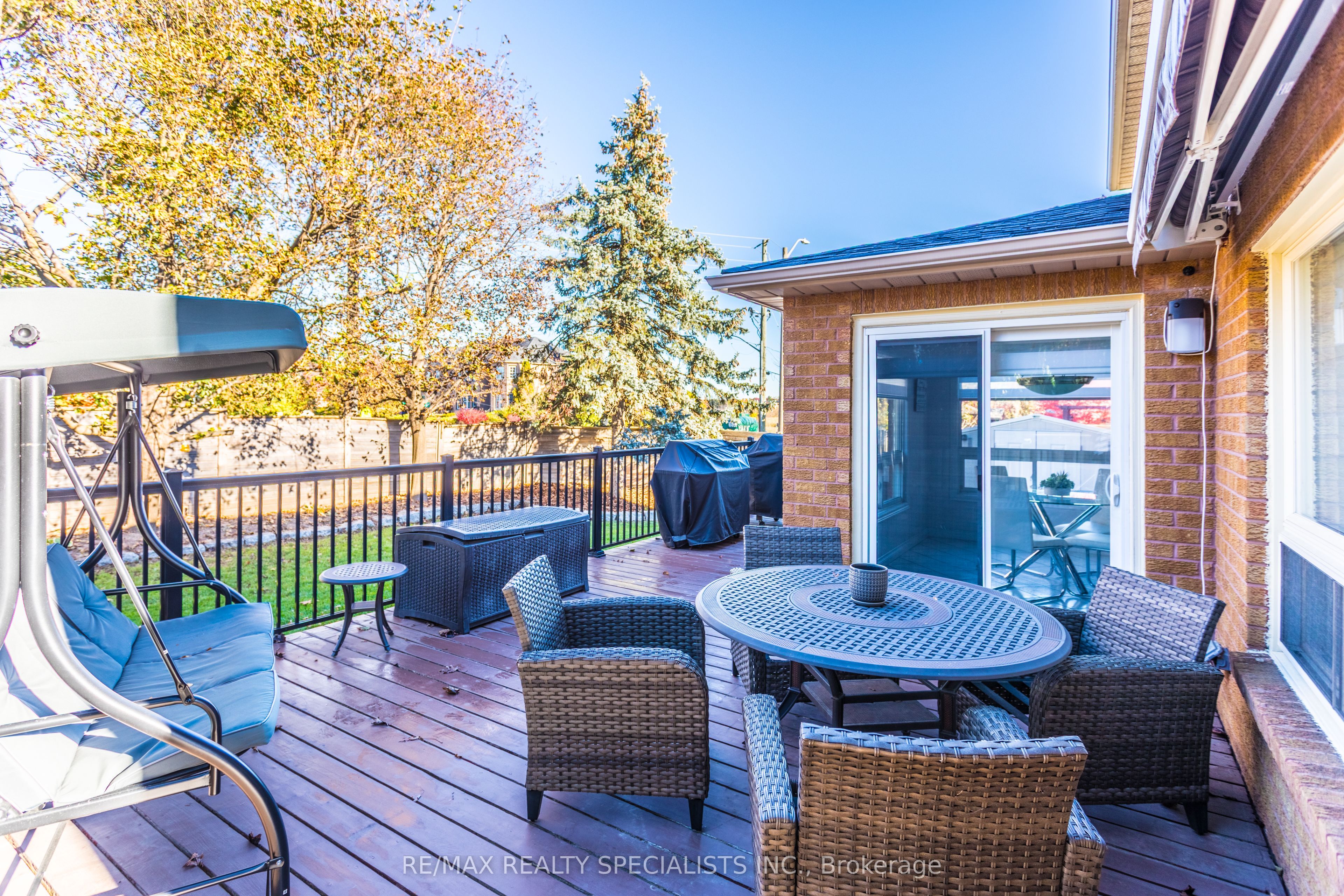 1 Burwash Court Property Photo 40